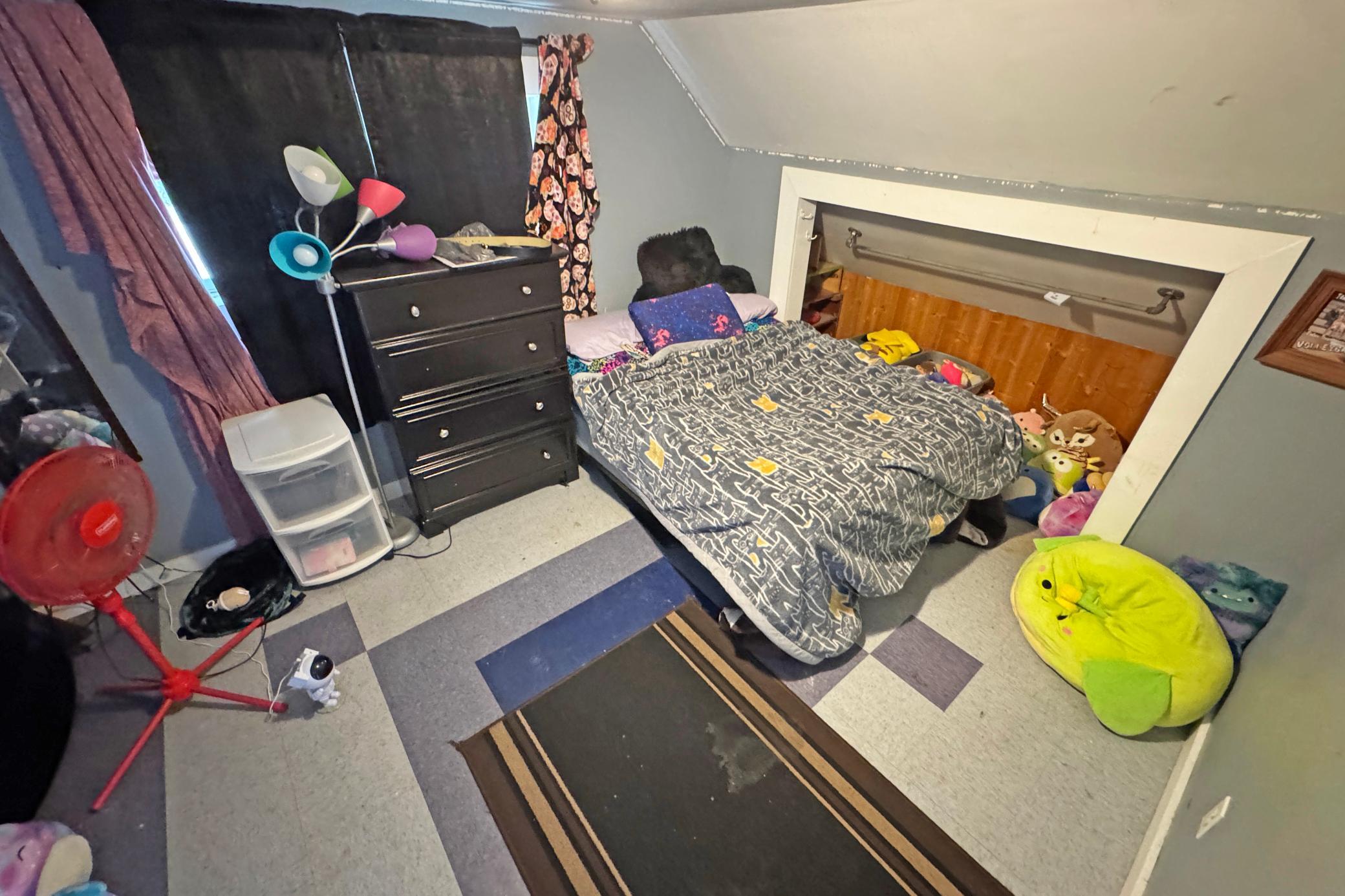 main property photo 51
