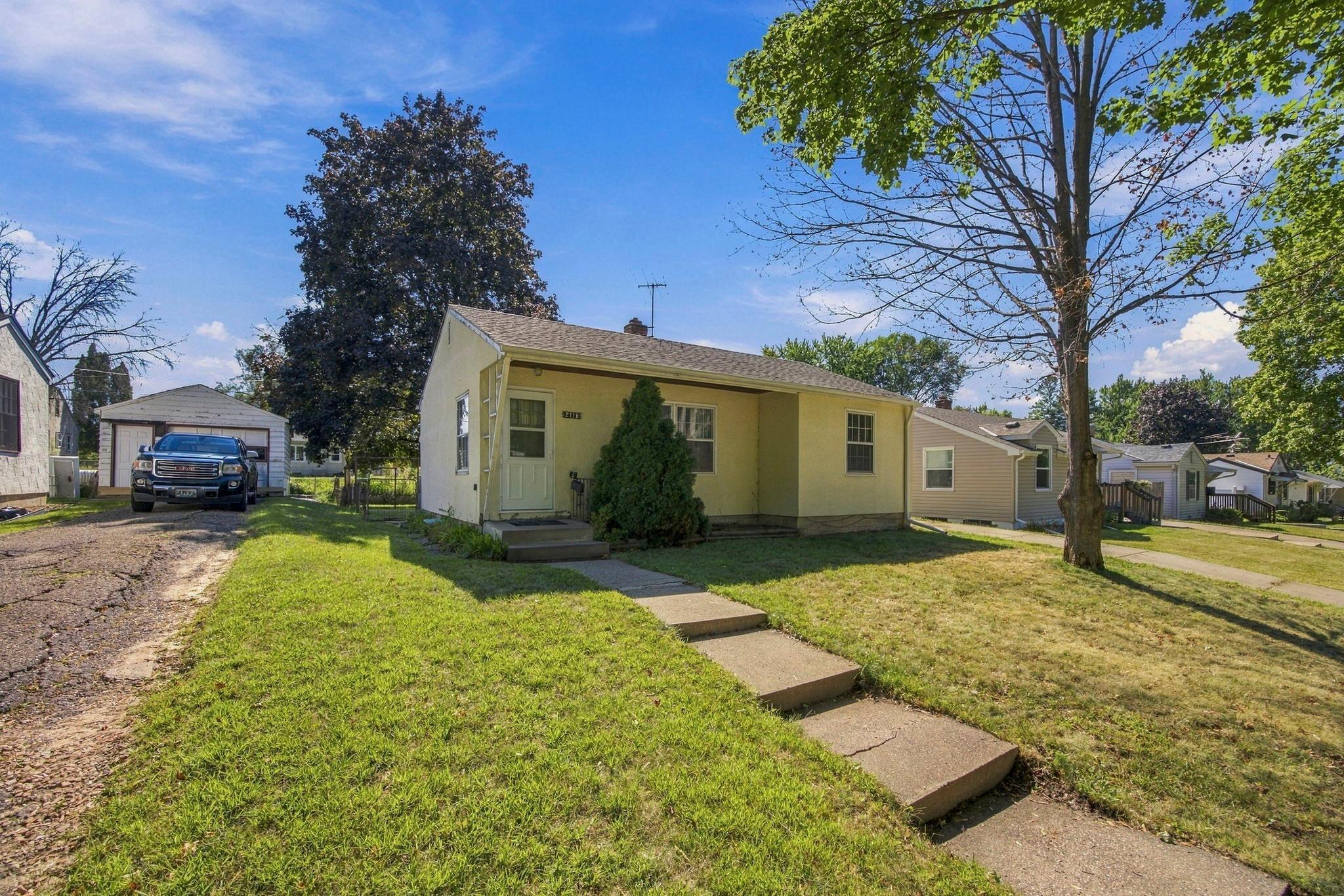main property photo 18