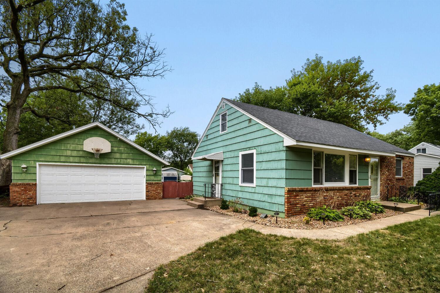 main property photo 3