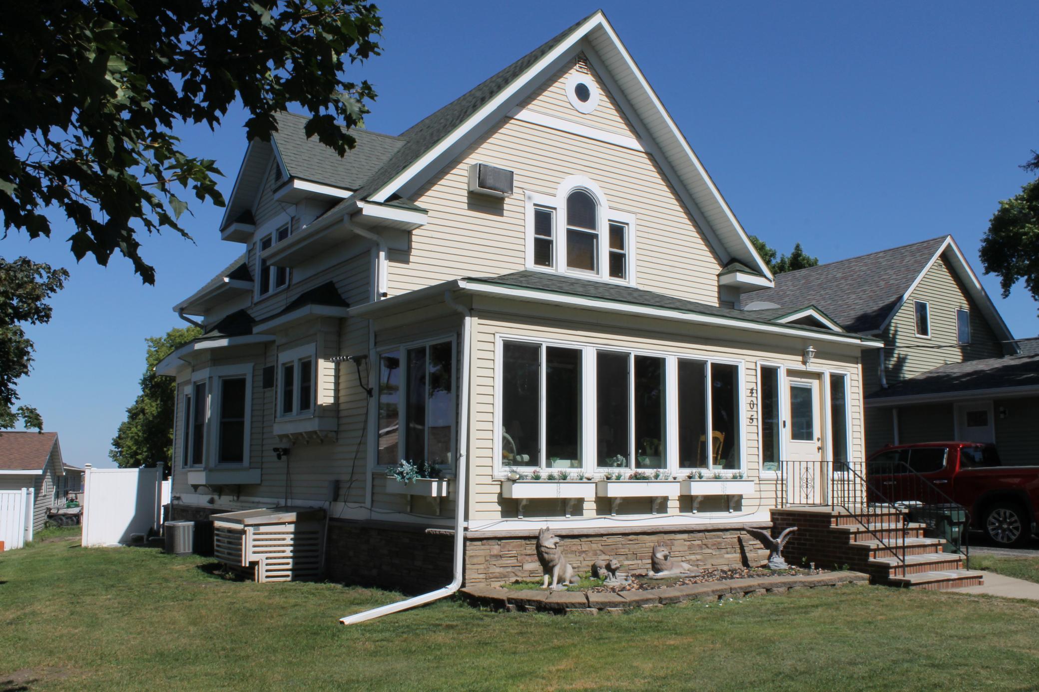 main property photo 1