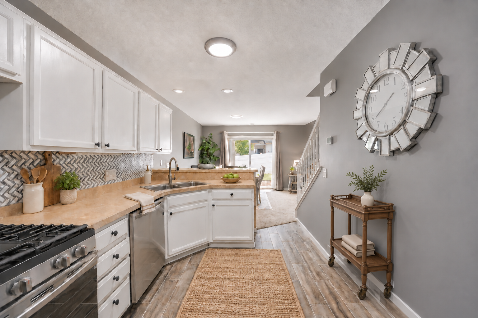 main property photo 6