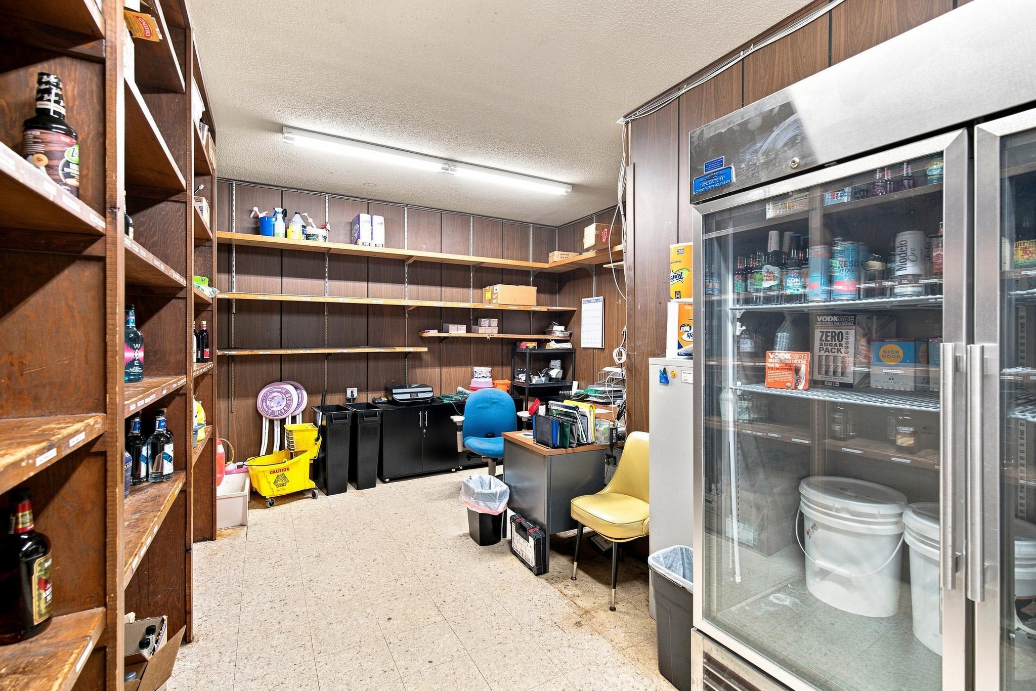 main property photo 27