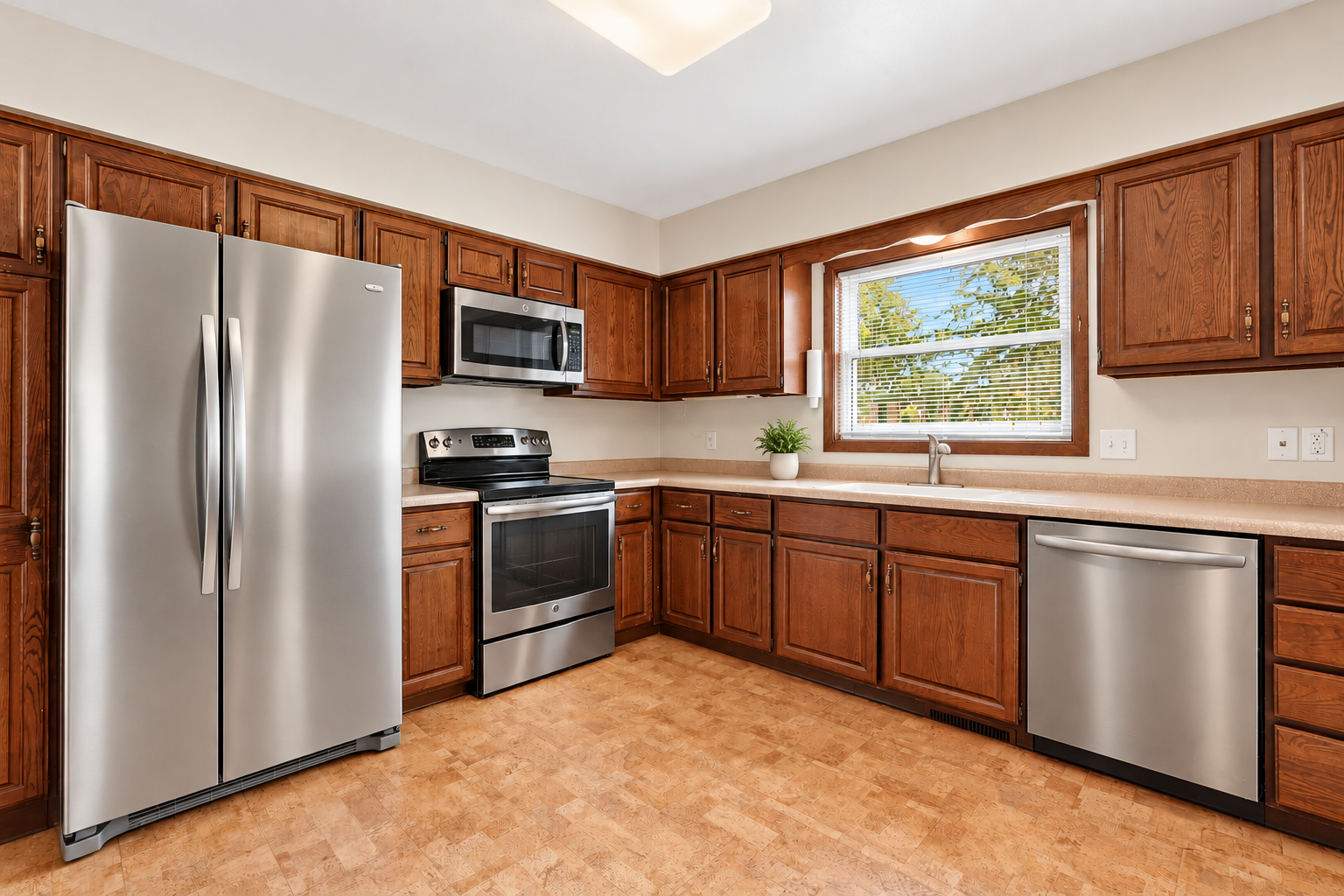 main property photo 41