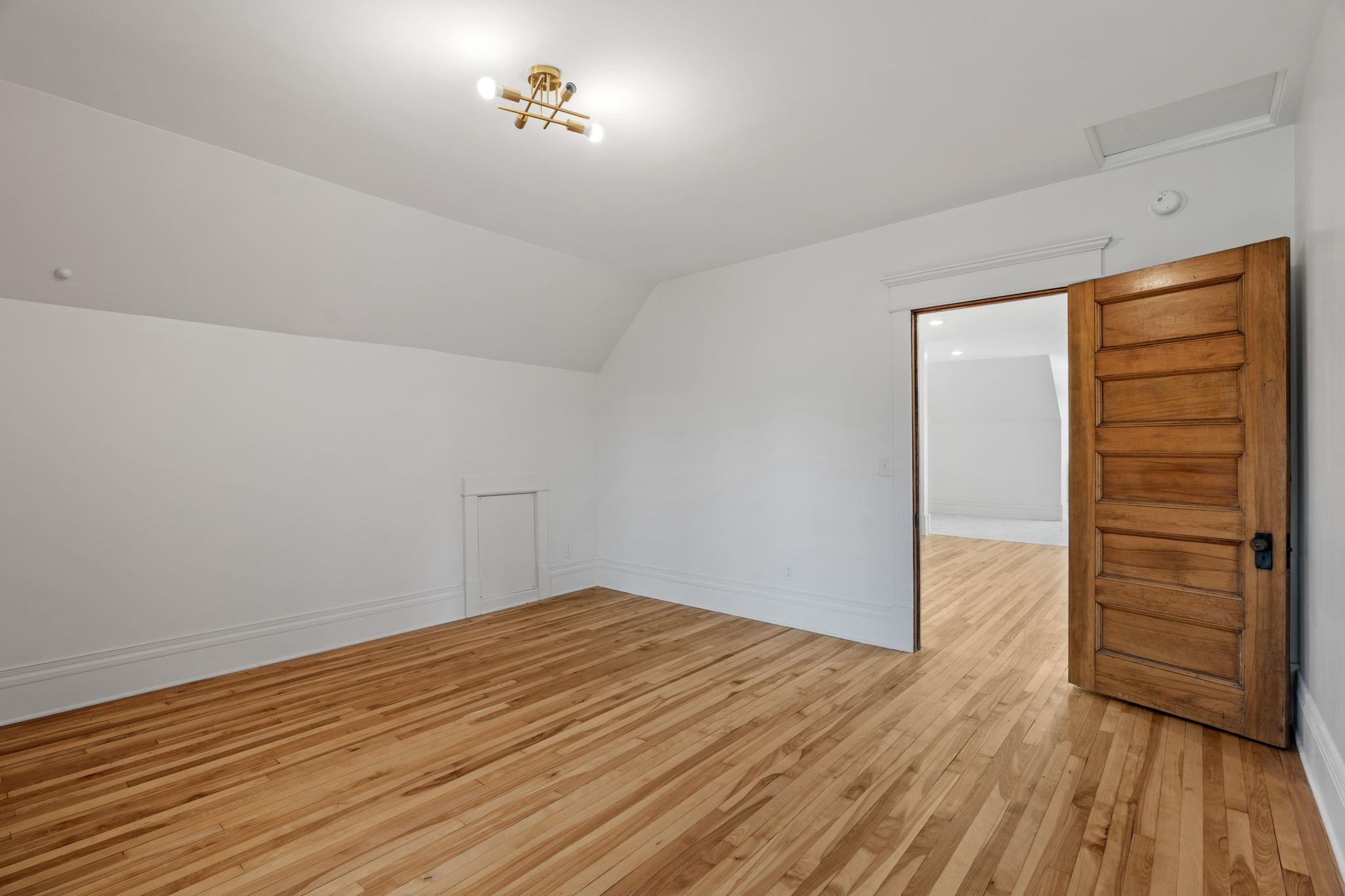 main property photo 107