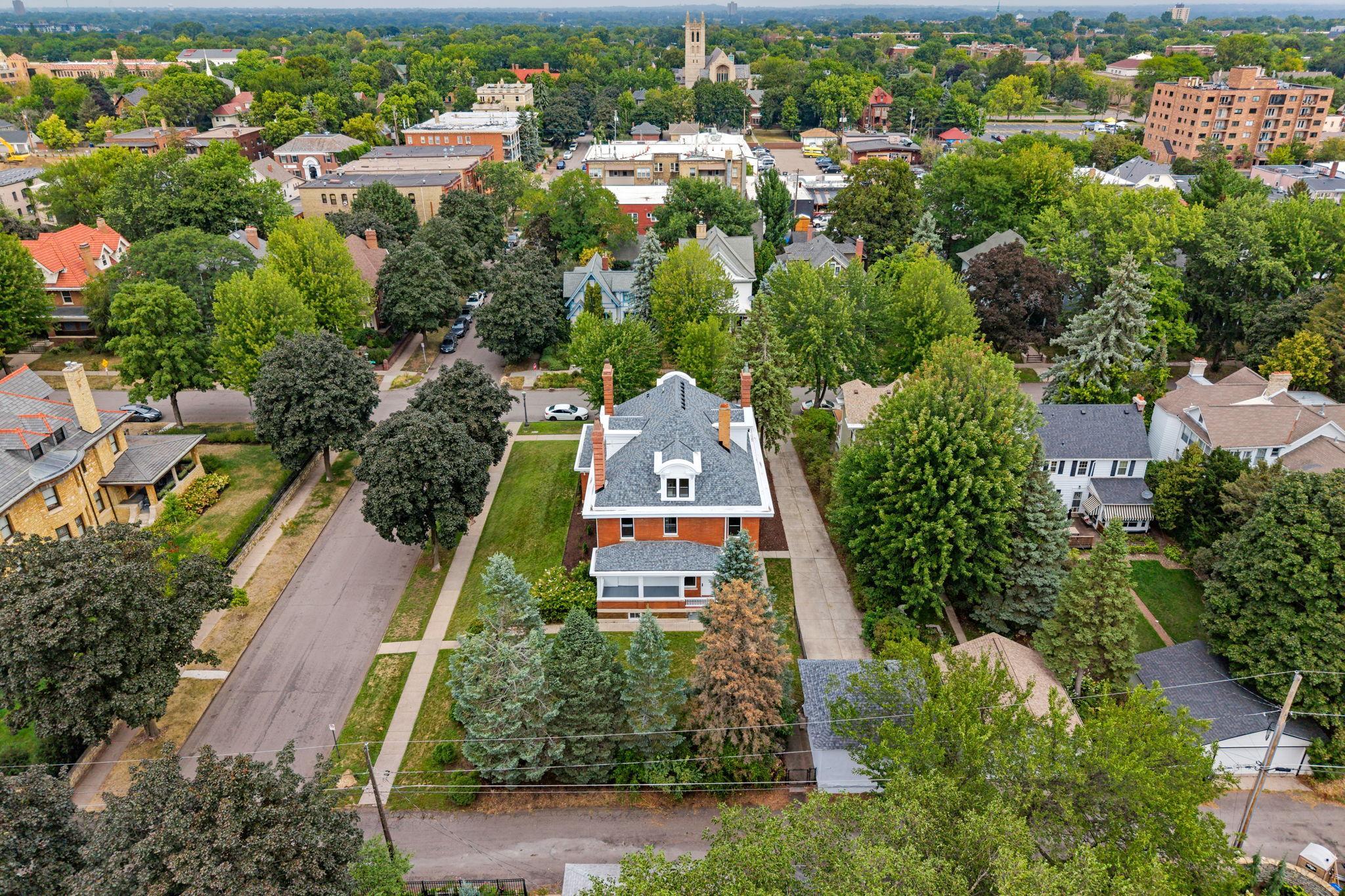 main property photo 38