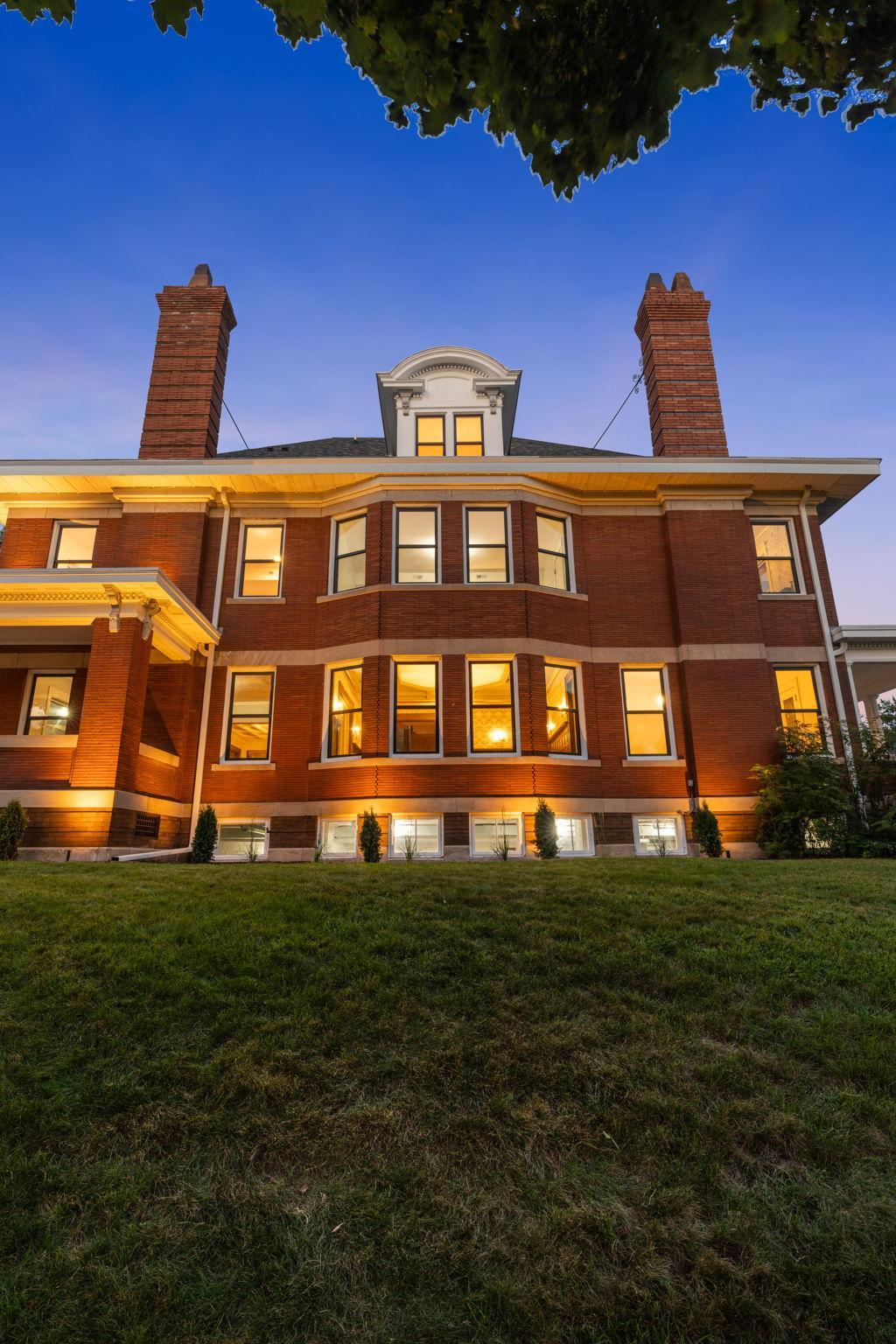 main property photo 7