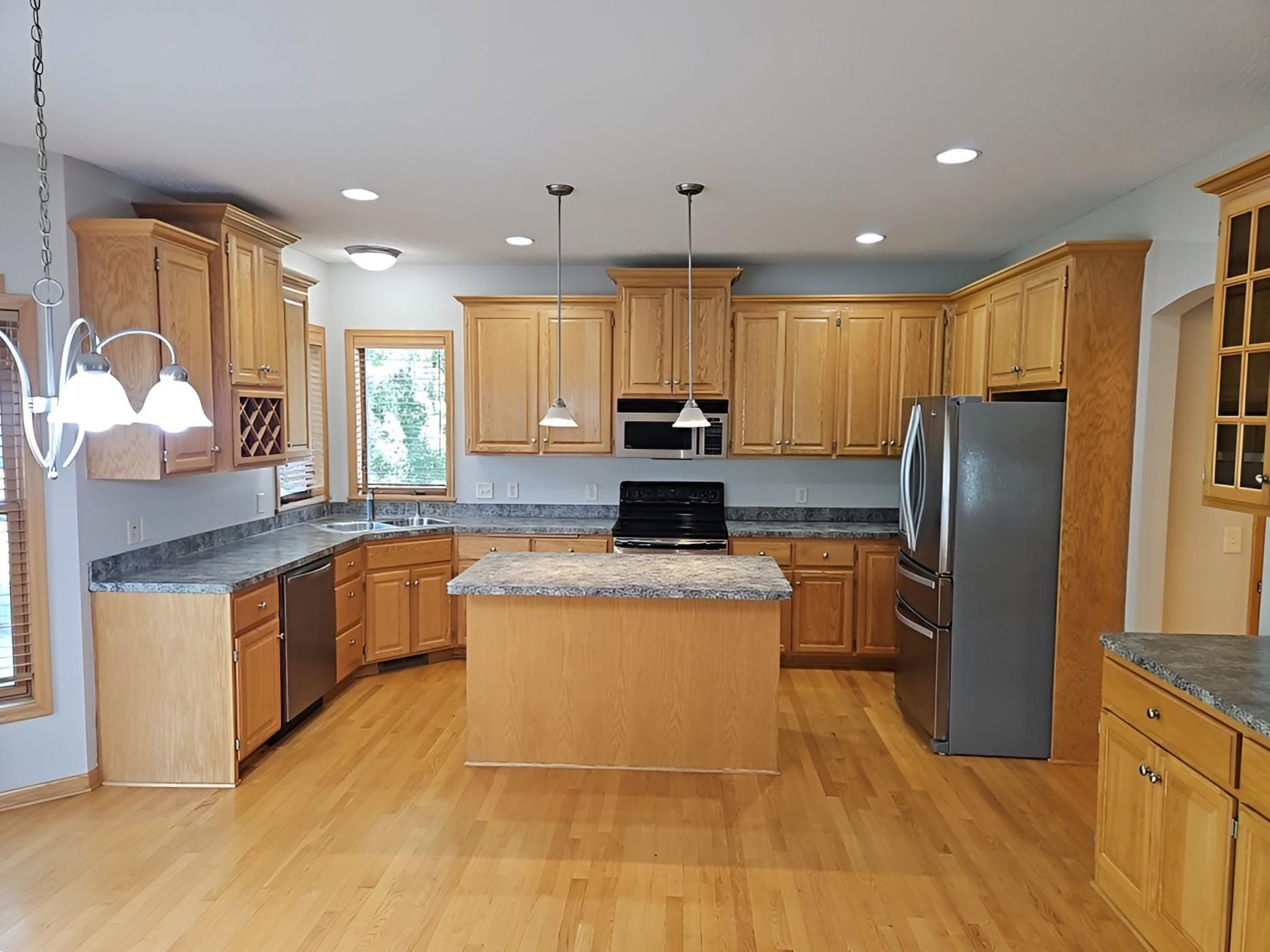 main property photo 7