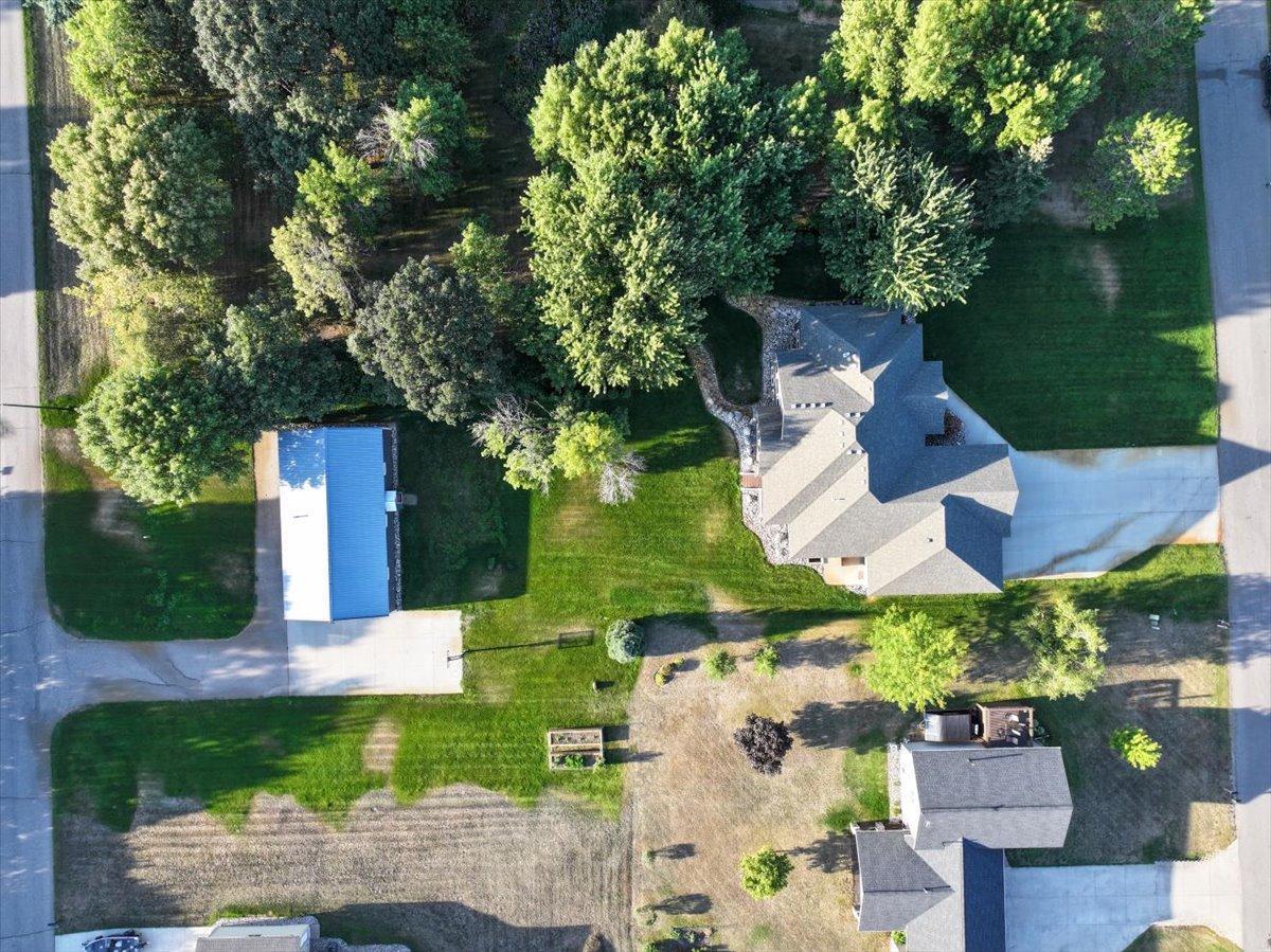 main property photo 64