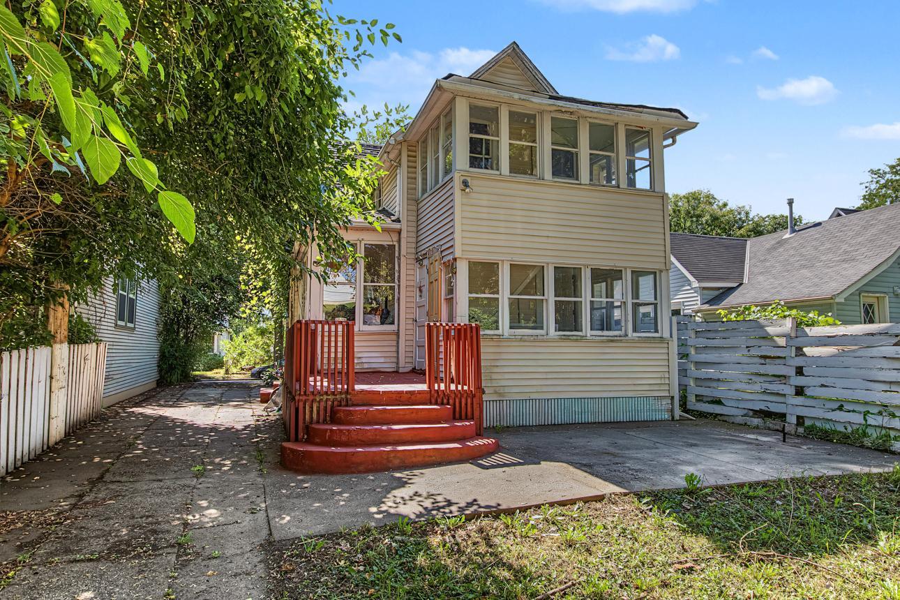 main property photo 29