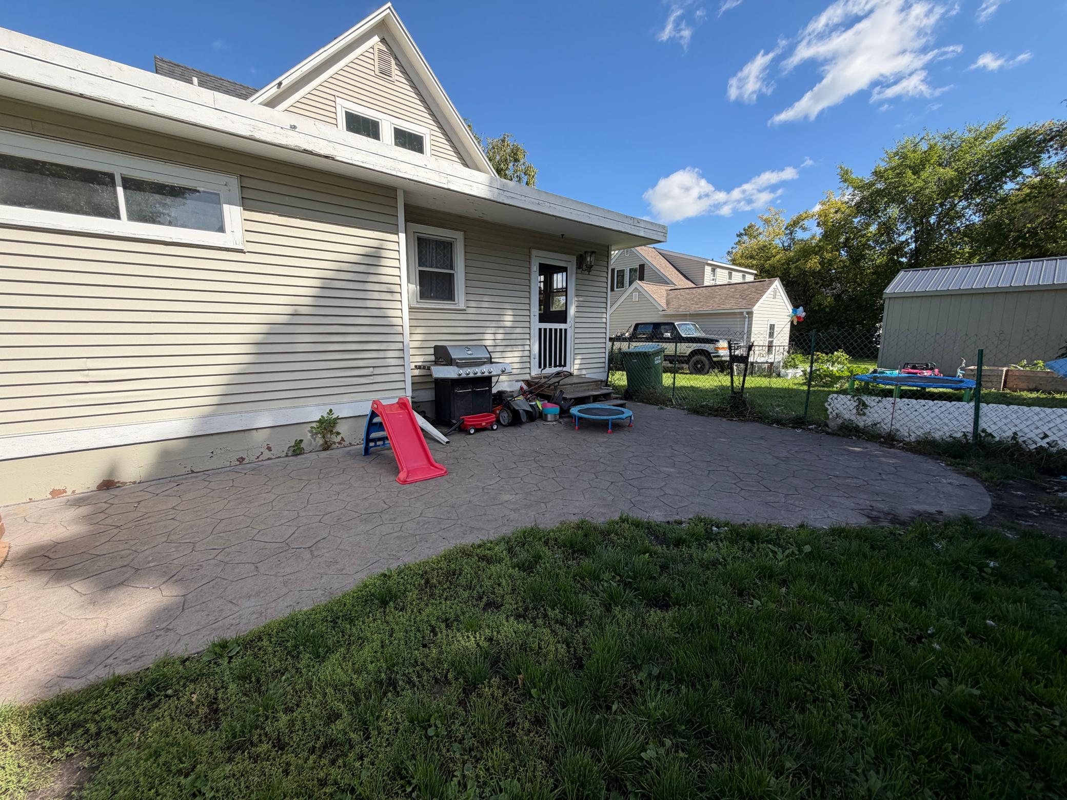 main property photo 21
