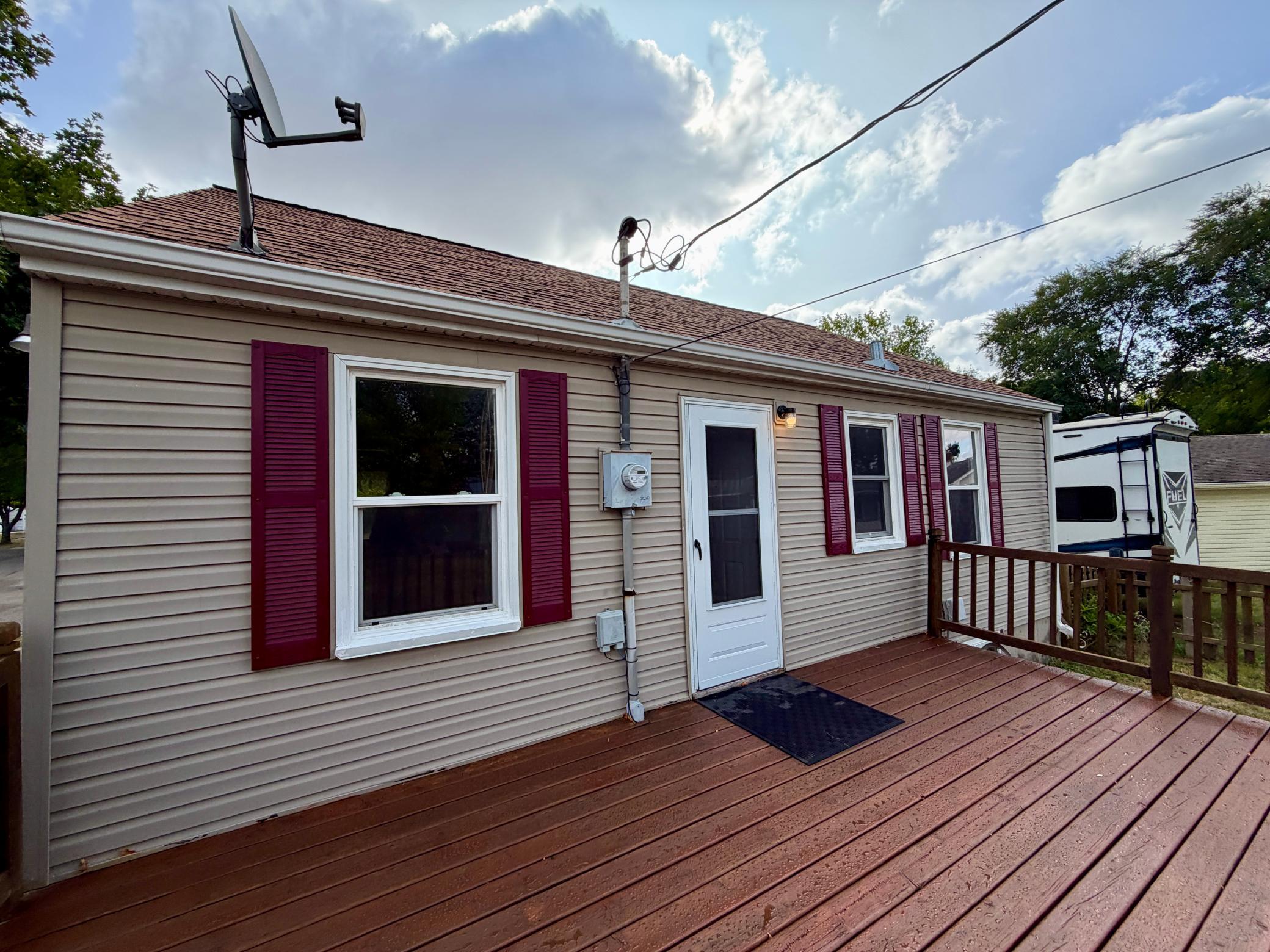 main property photo 14