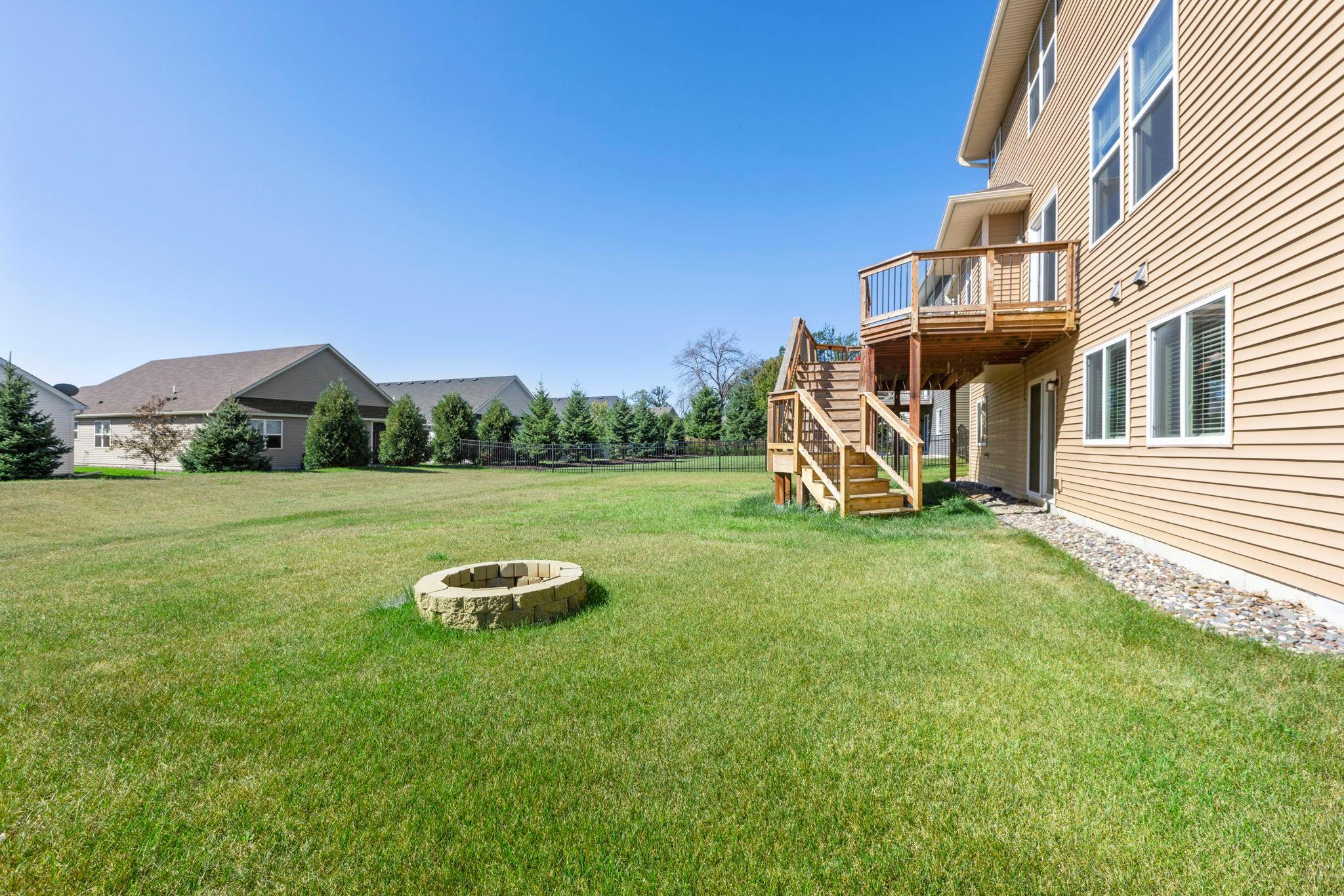 main property photo 40