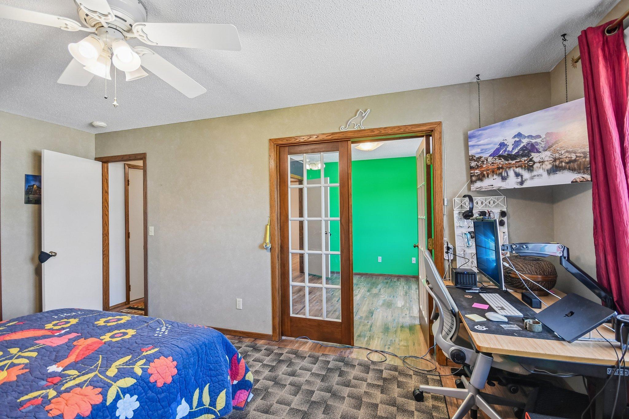 main property photo 22