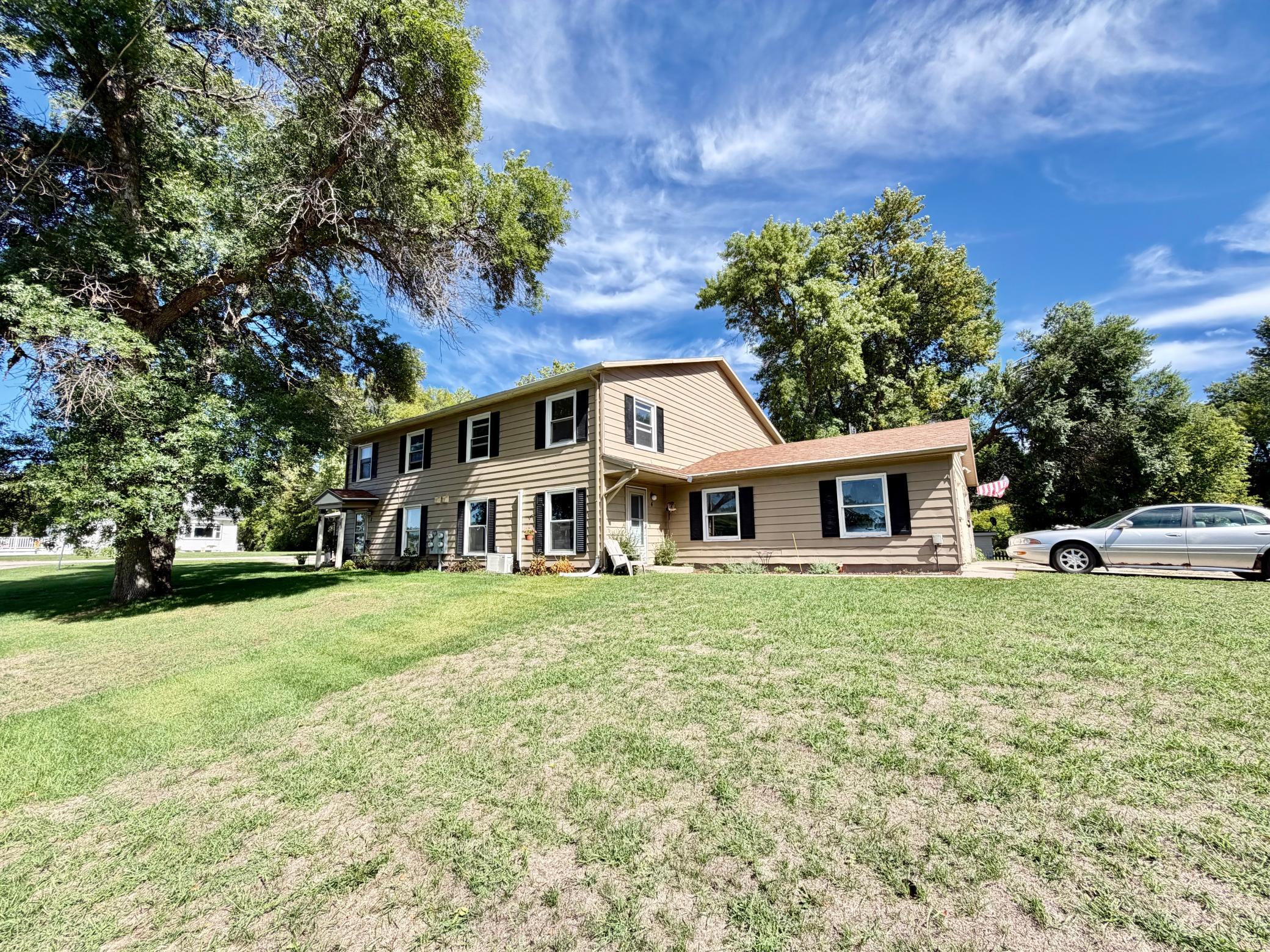 main property photo 1