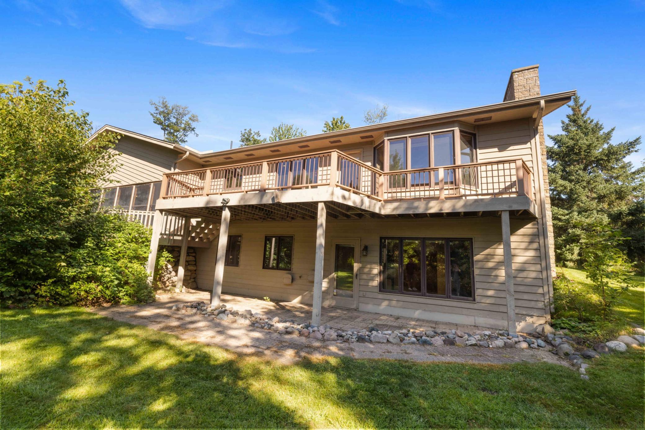 main property photo 19