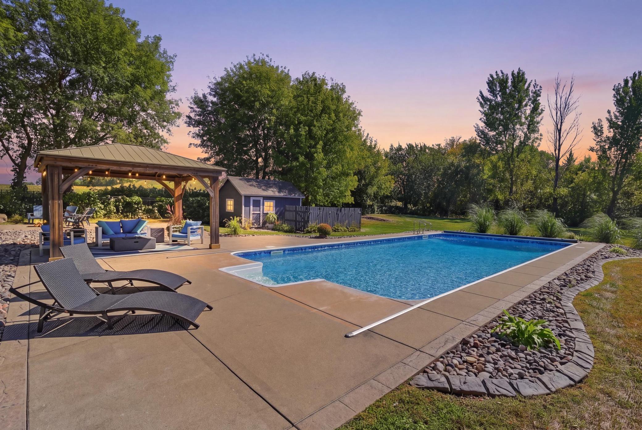 main property photo 43