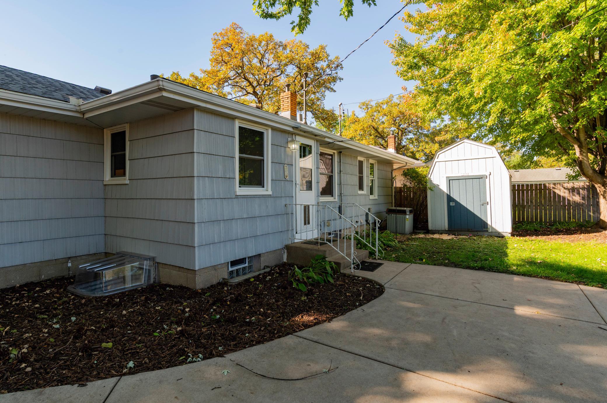 main property photo 26