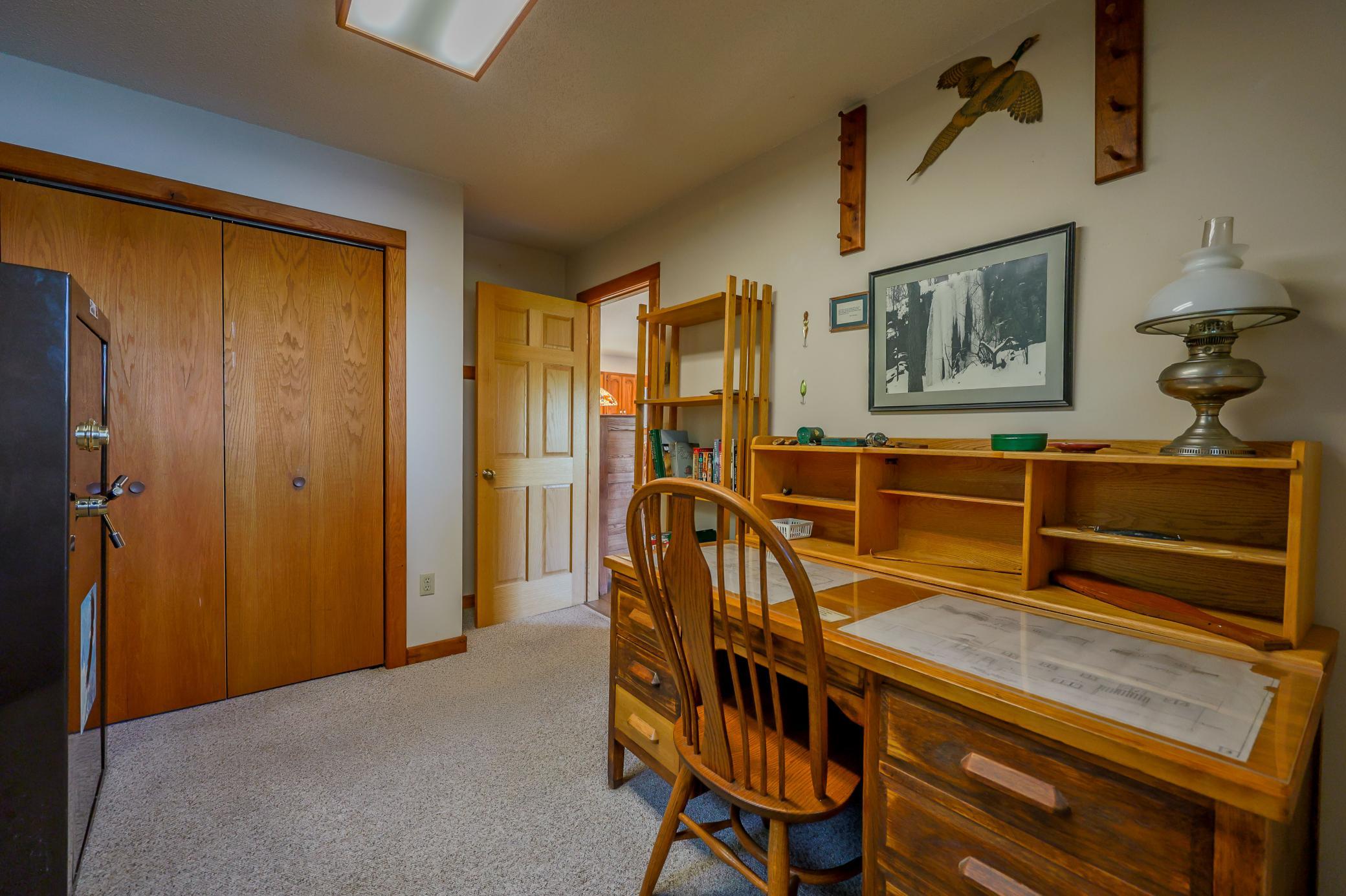 main property photo 13