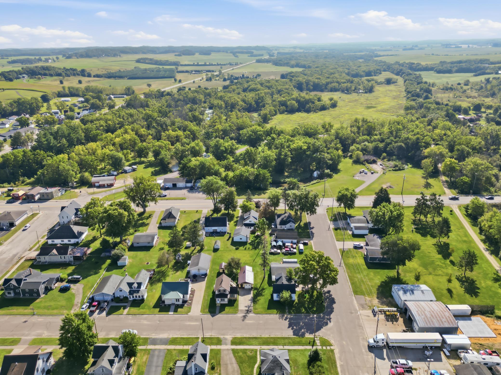 main property photo 50