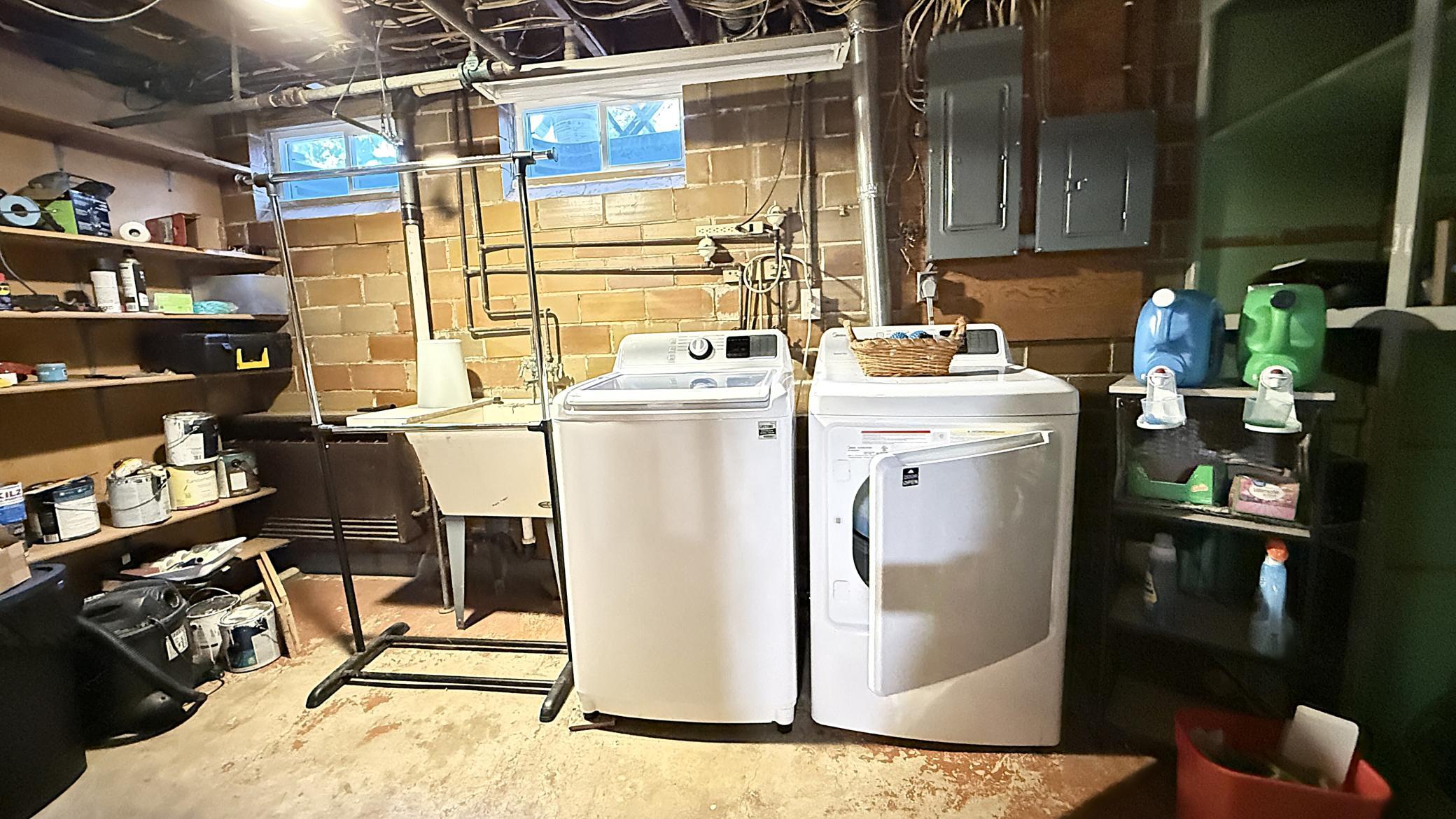 main property photo 48