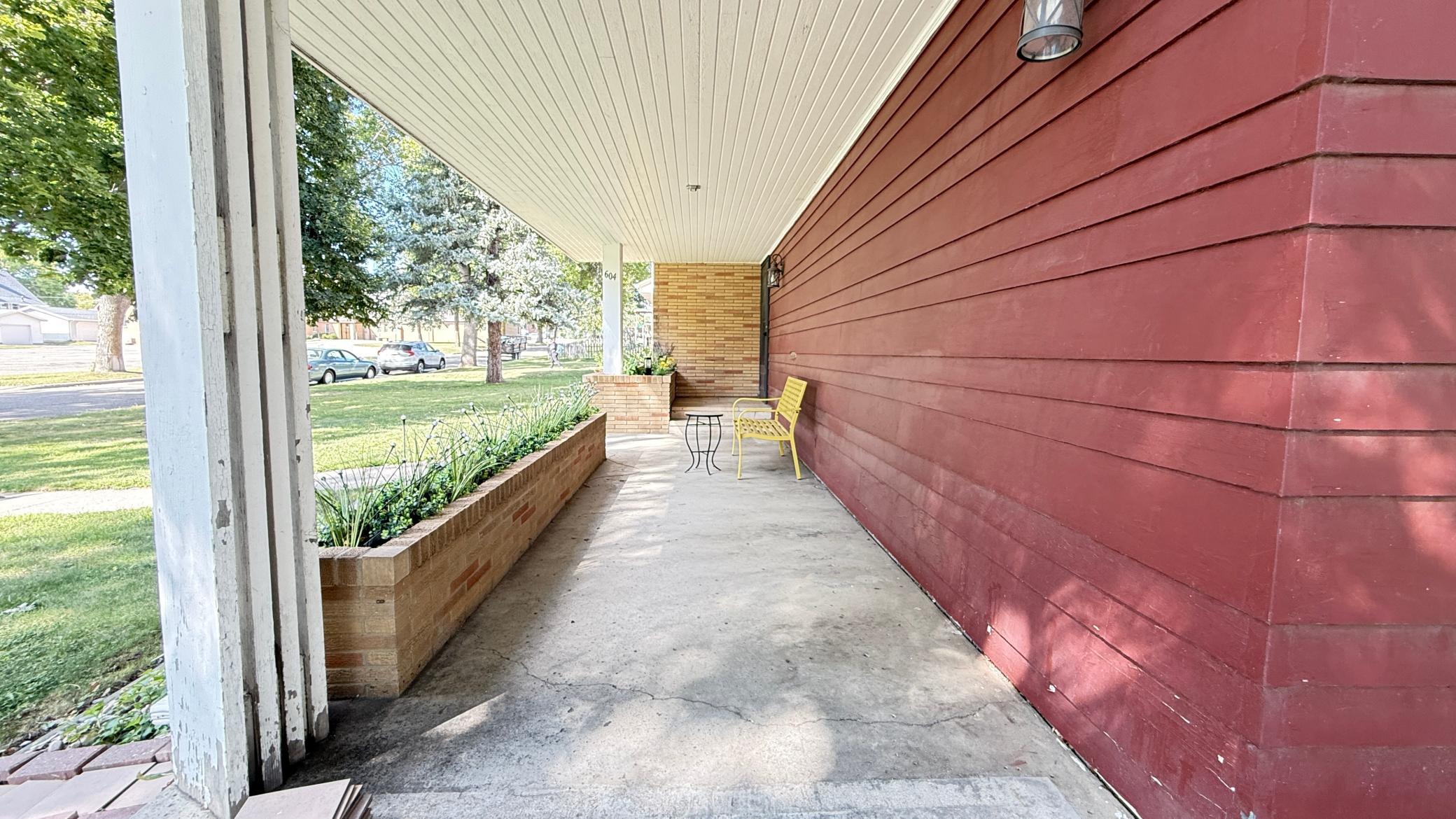 main property photo 5