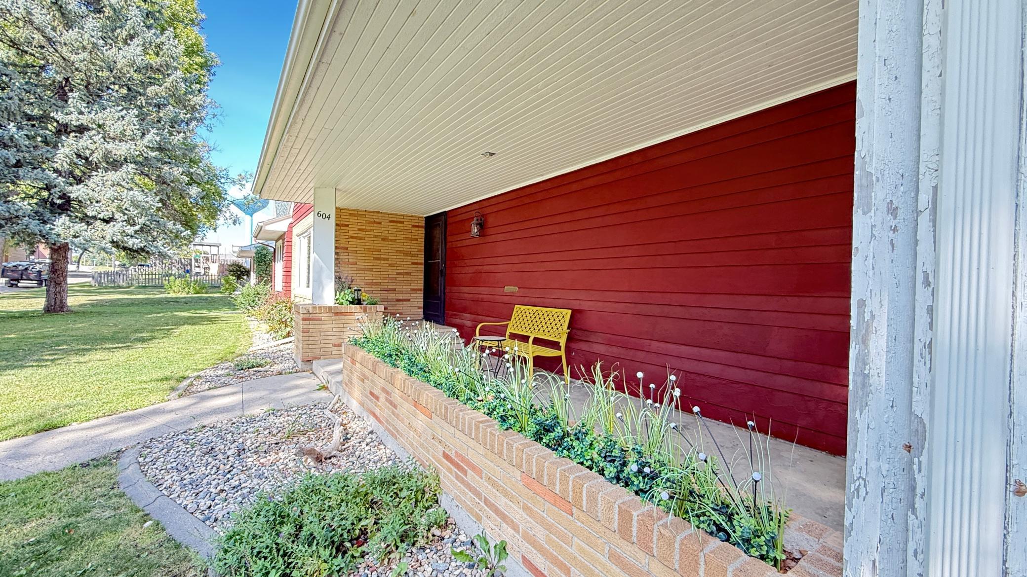 main property photo 6