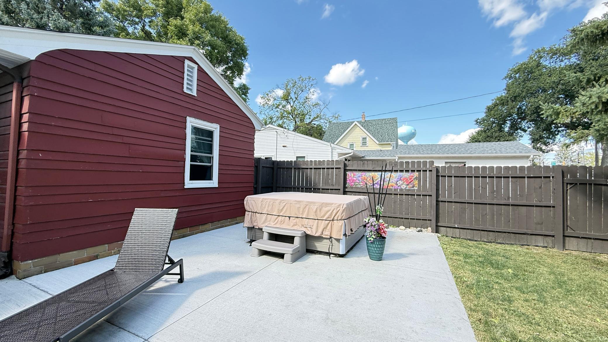 main property photo 61