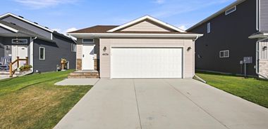 image of property with 3 Bed | 2 Bath | 1,744 Sqft