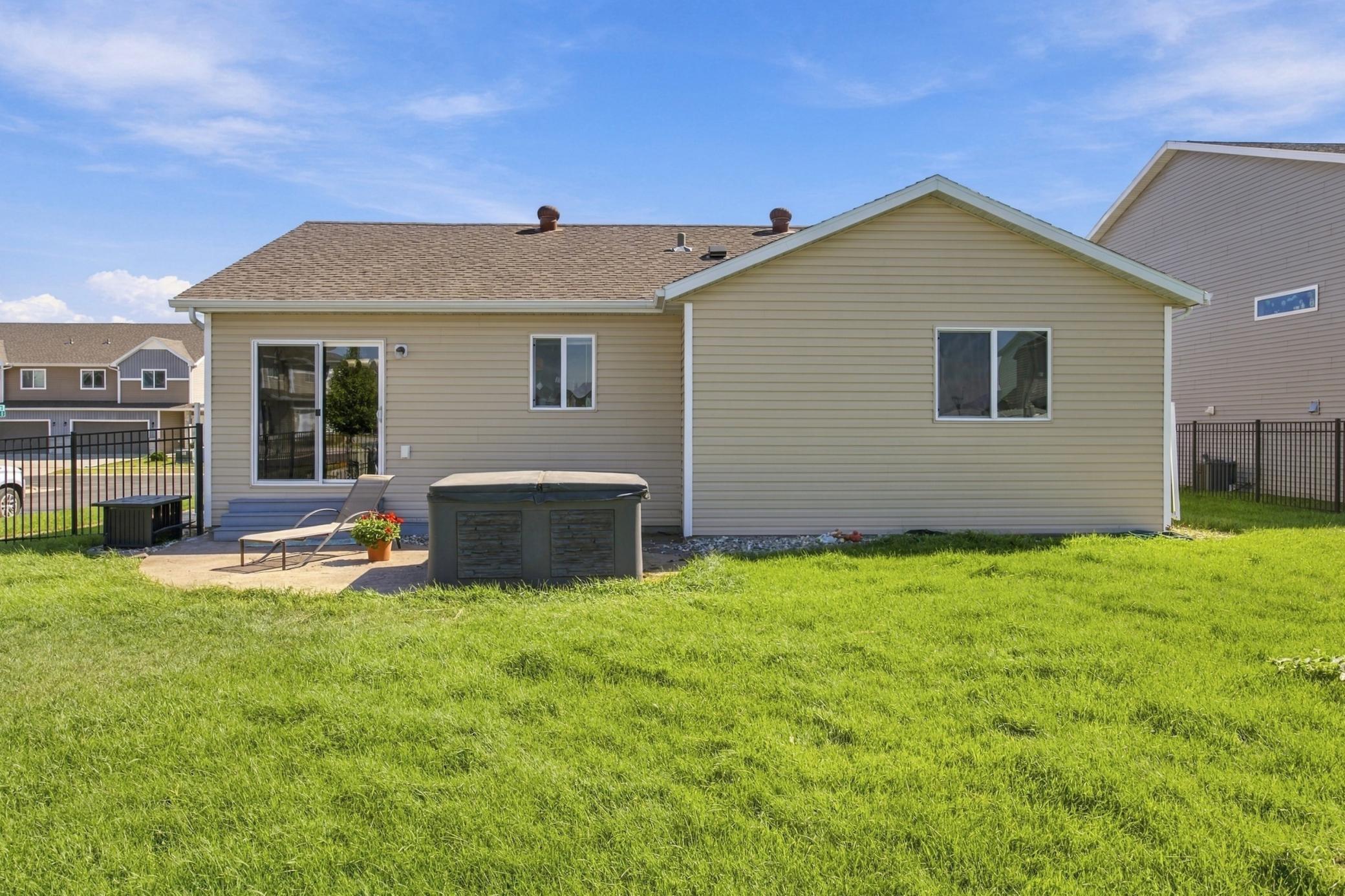 main property photo 39