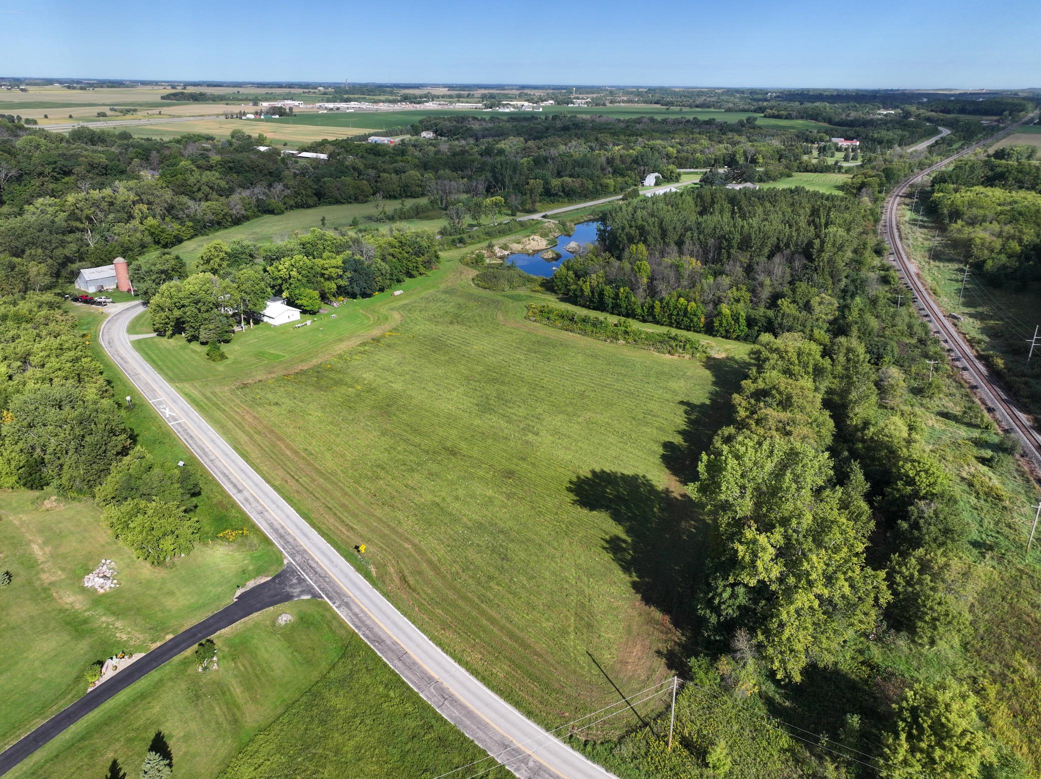 main property photo 12