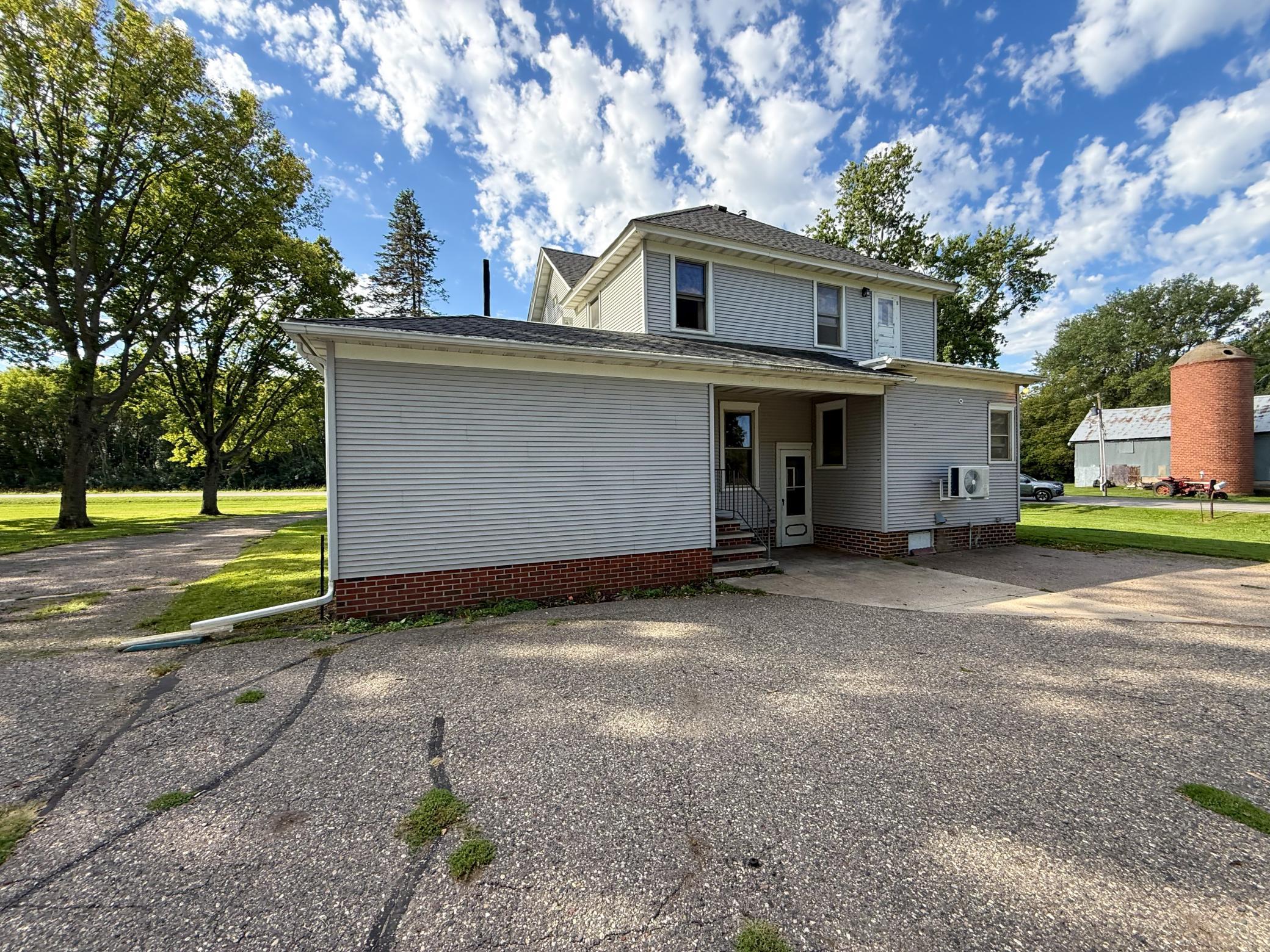 main property photo 53