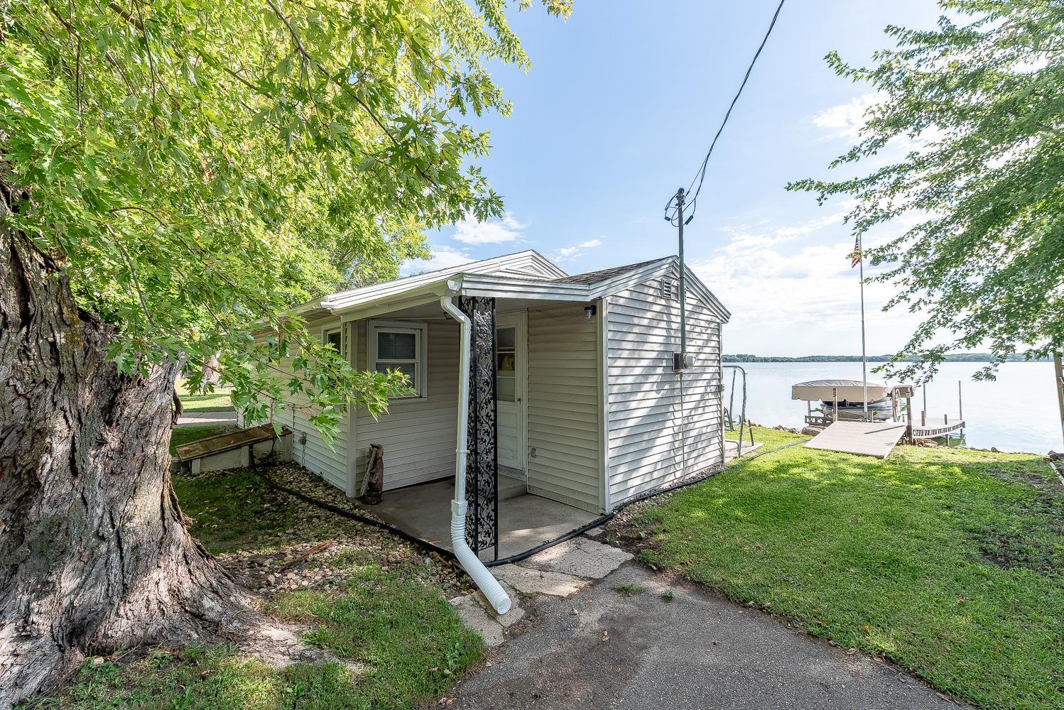 main property photo 14