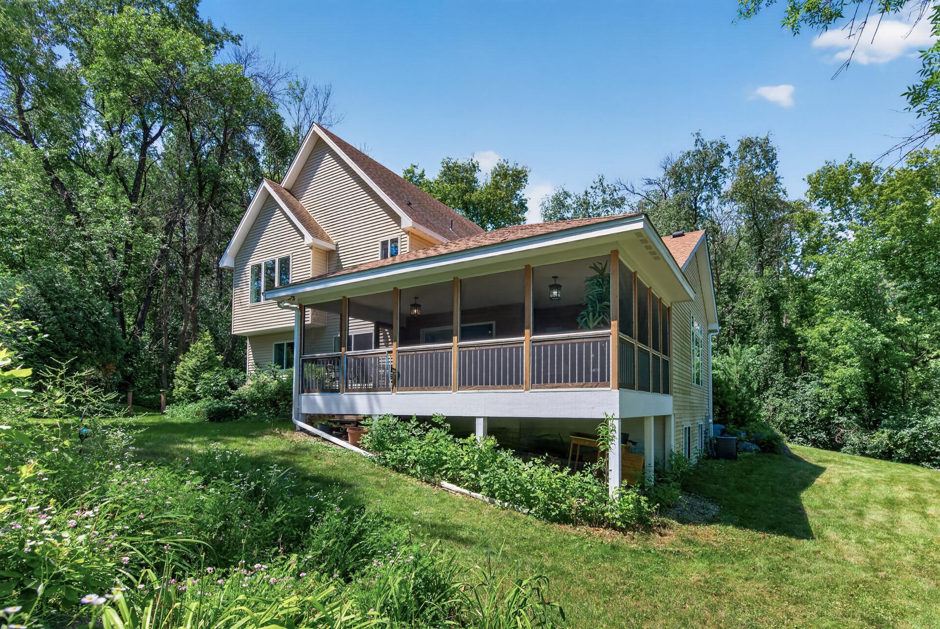 main property photo 32