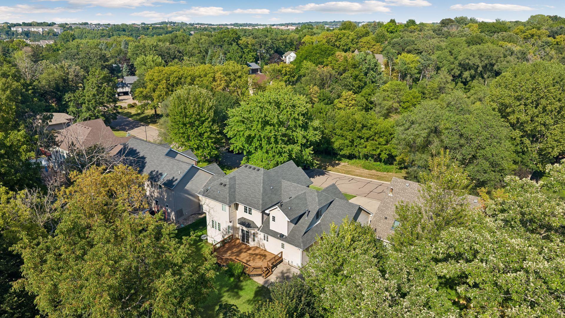 main property photo 33