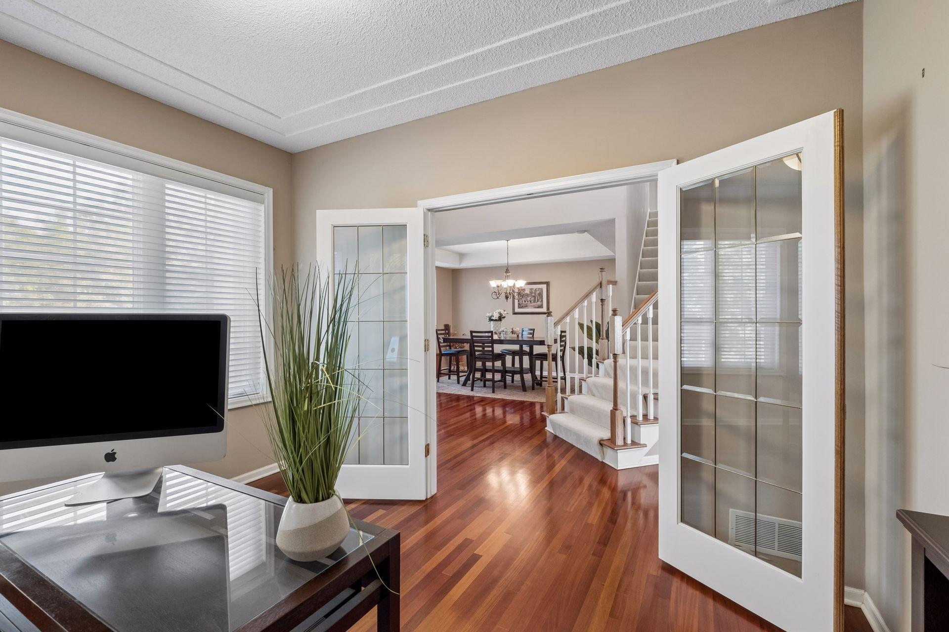main property photo 9