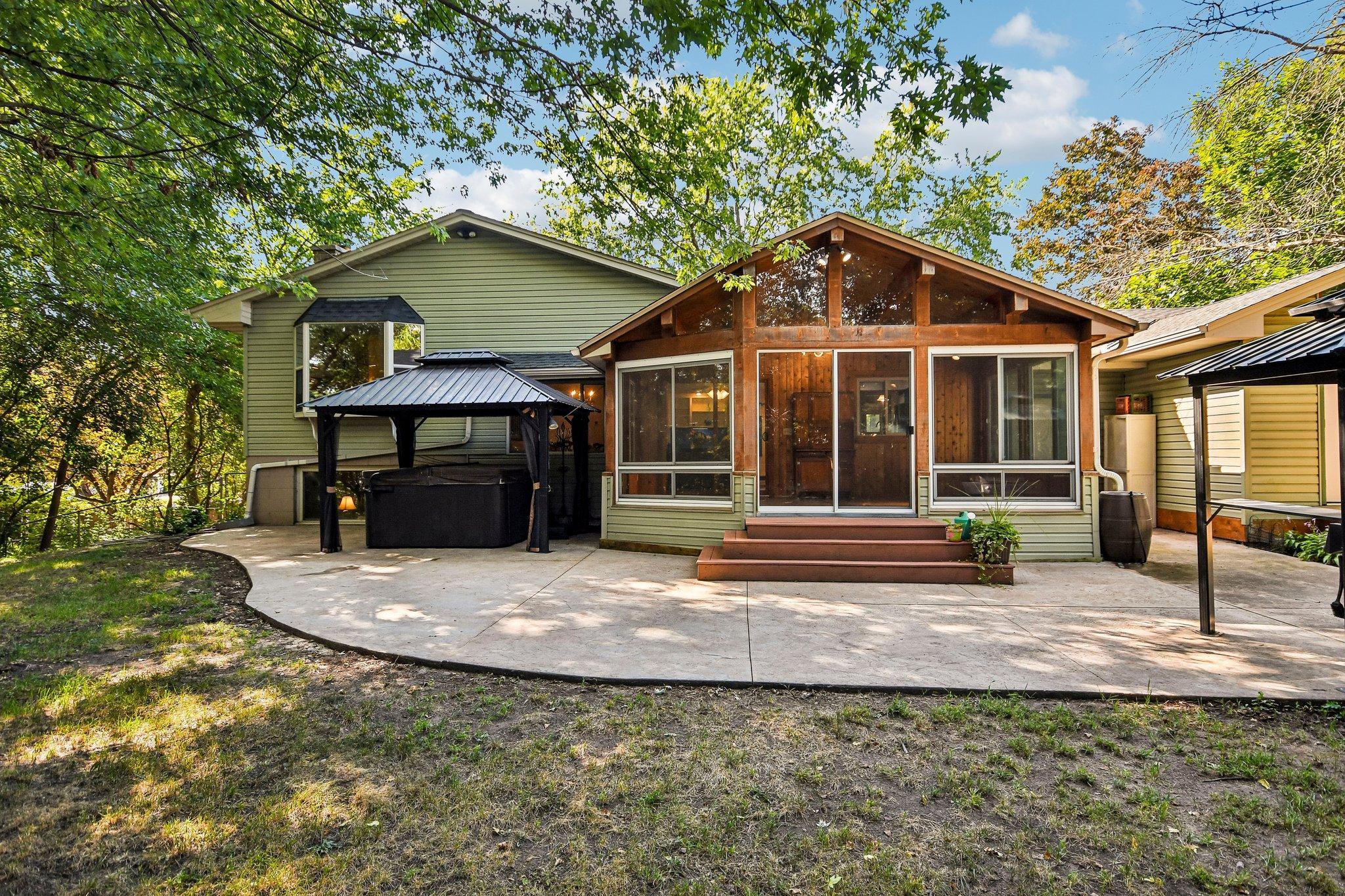 main property photo 39
