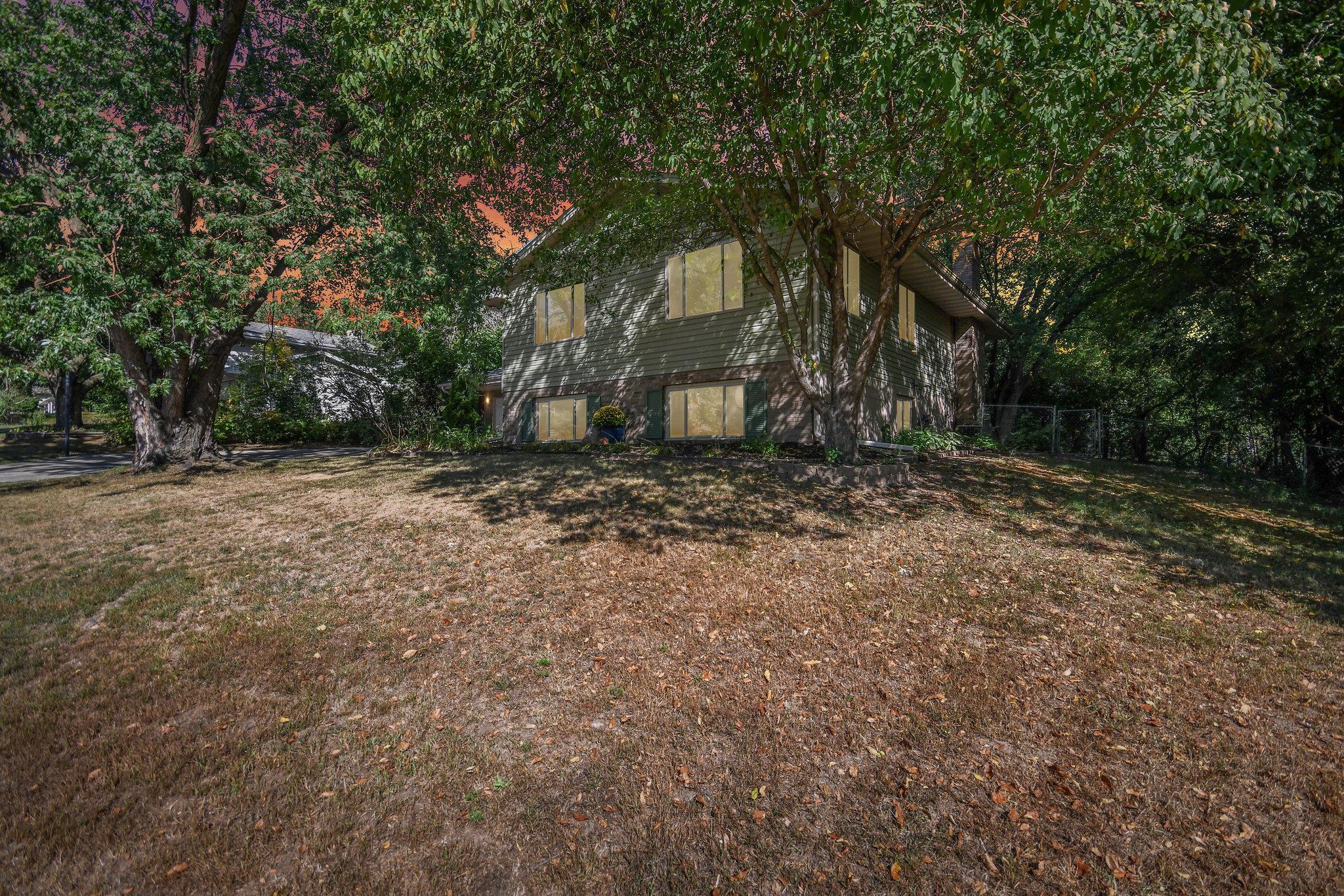 main property photo 46