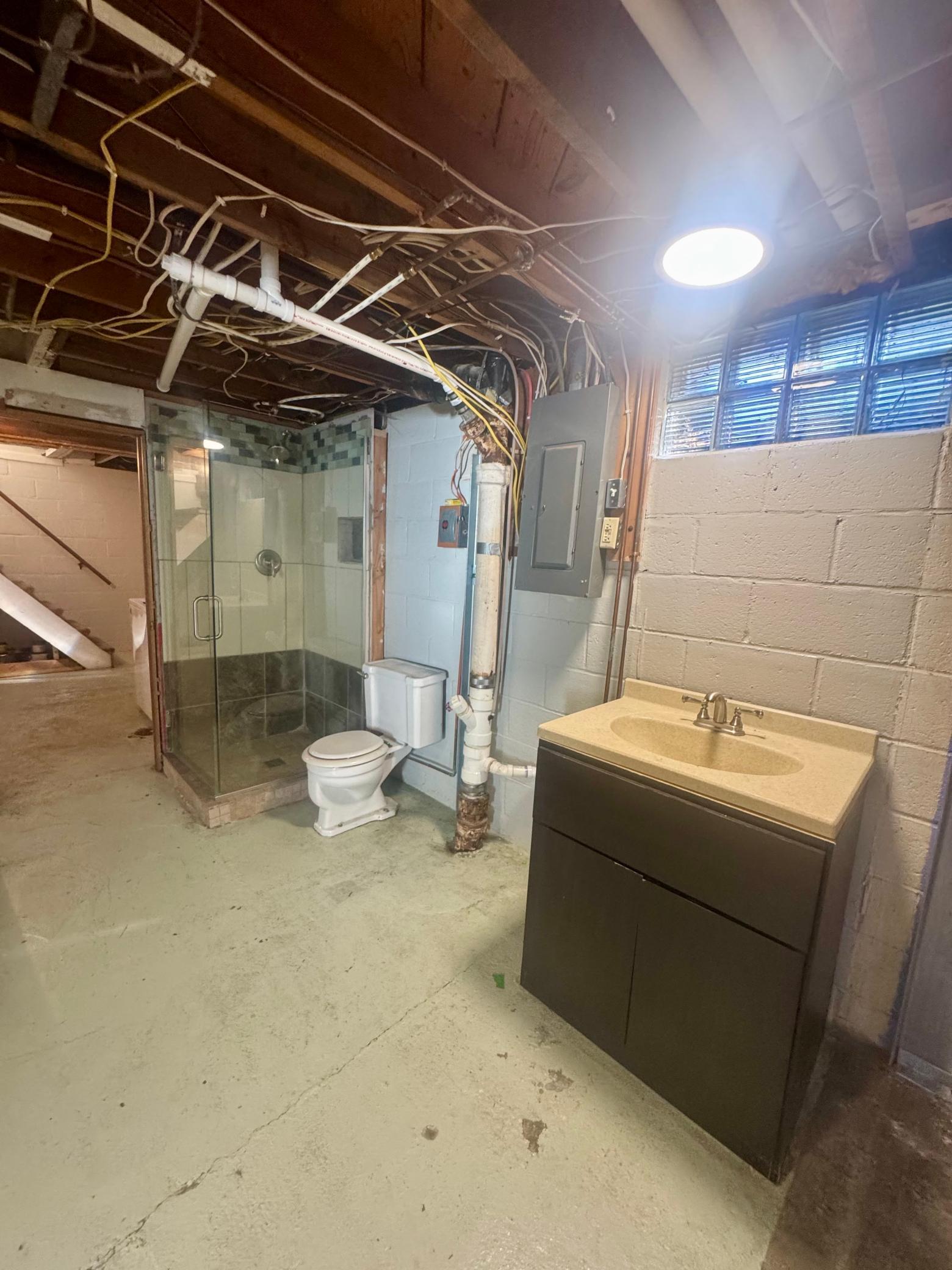 main property photo 18