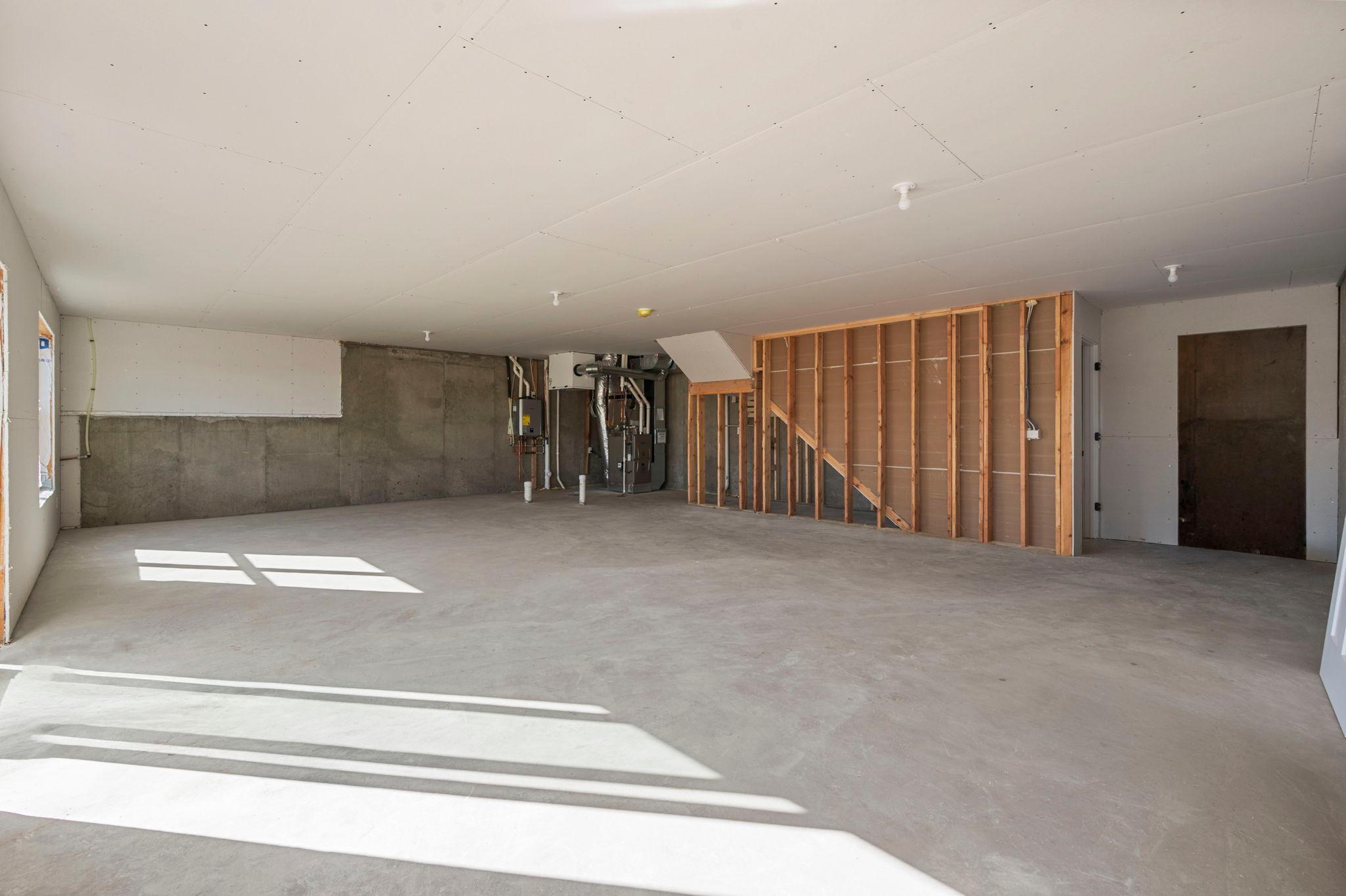 main property photo 67