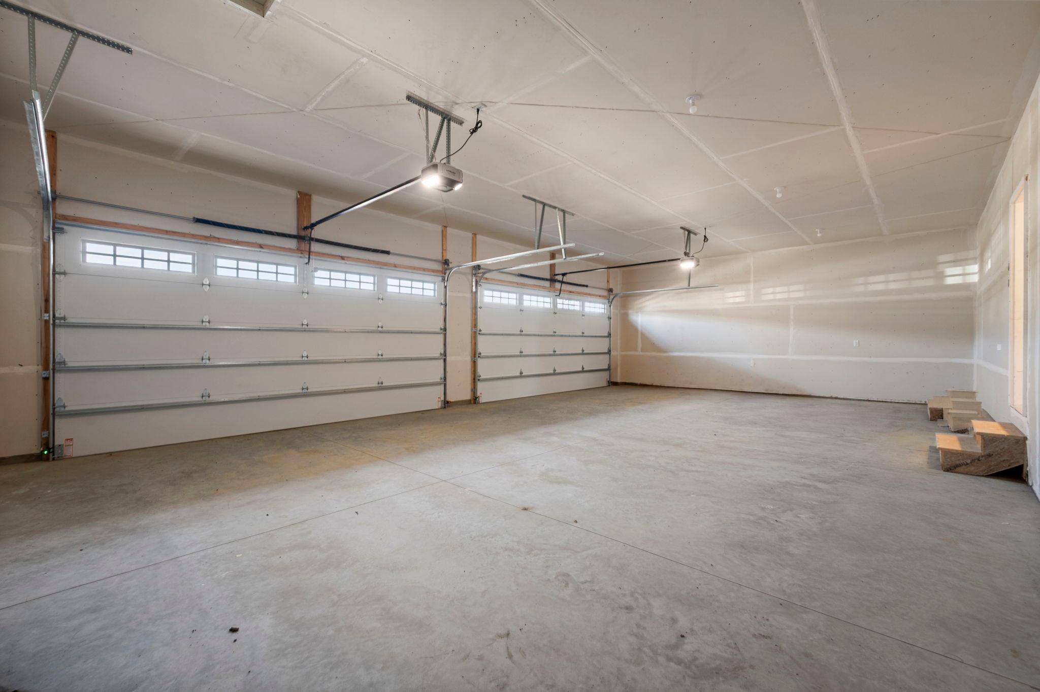 main property photo 68