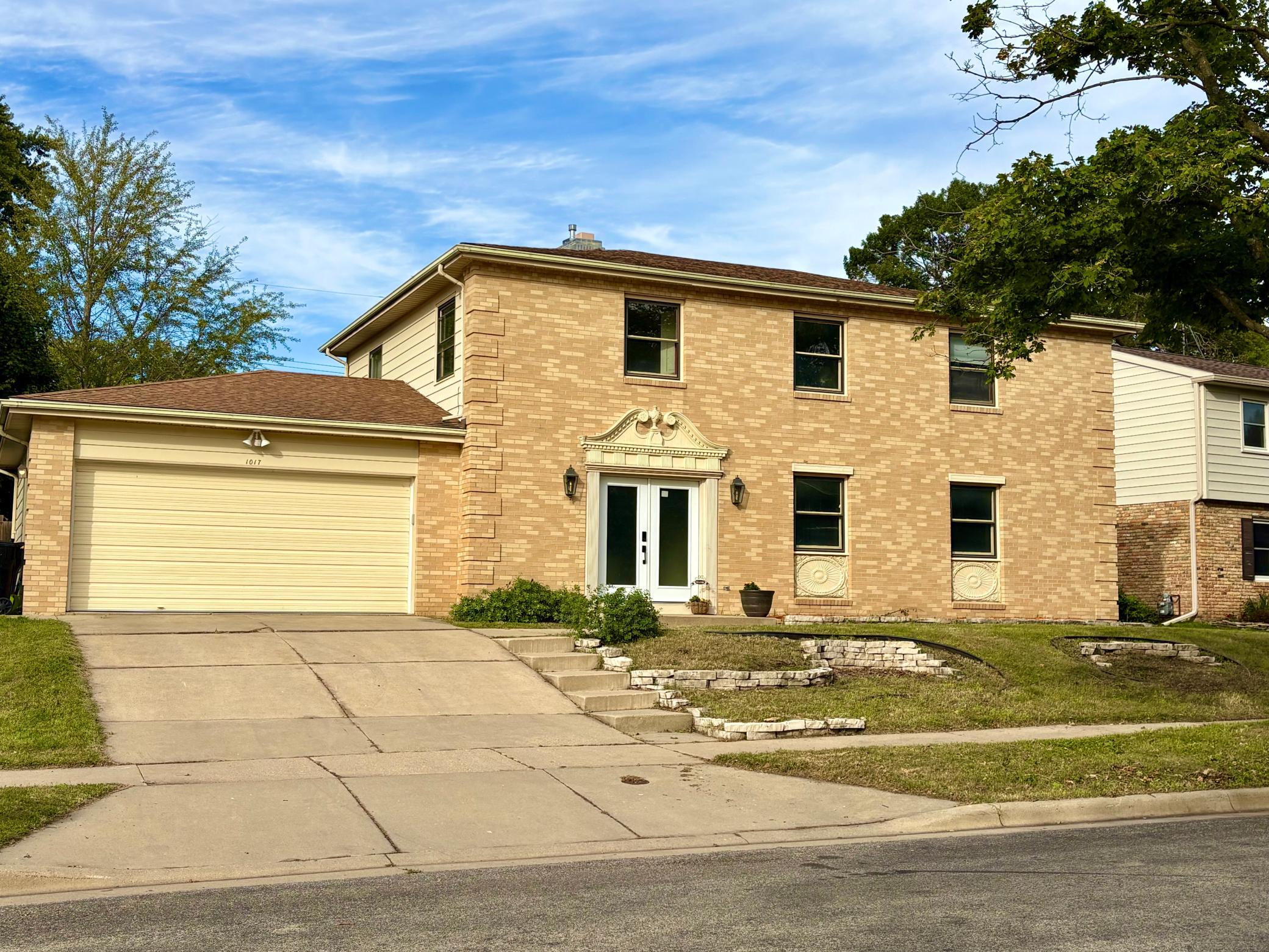 main property photo 16