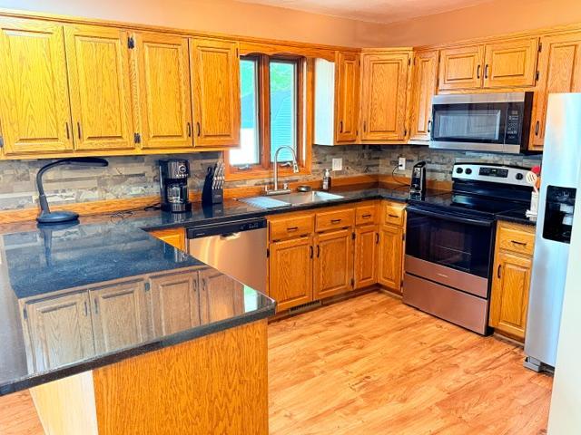 main property photo 11