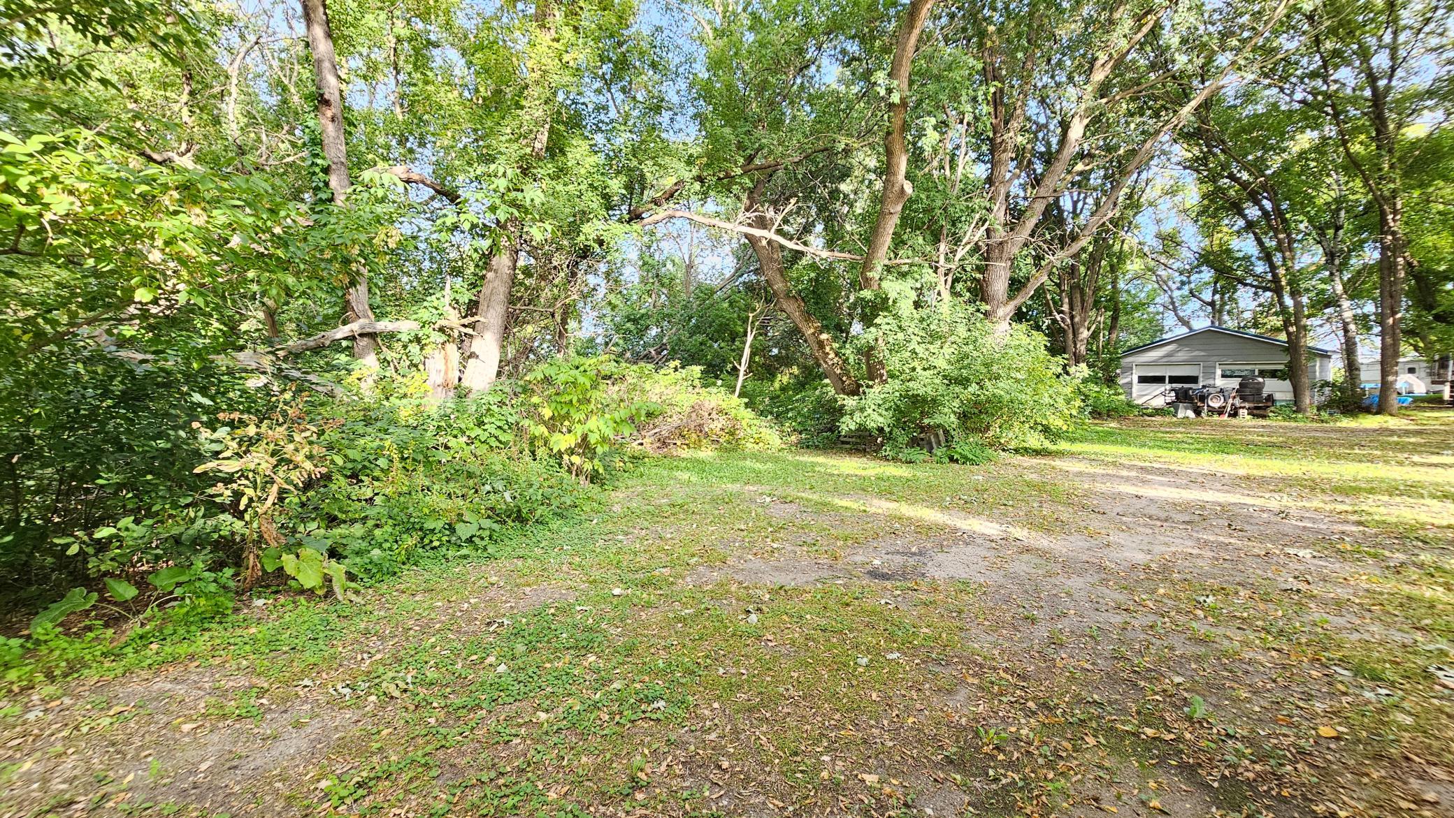 main property photo 41