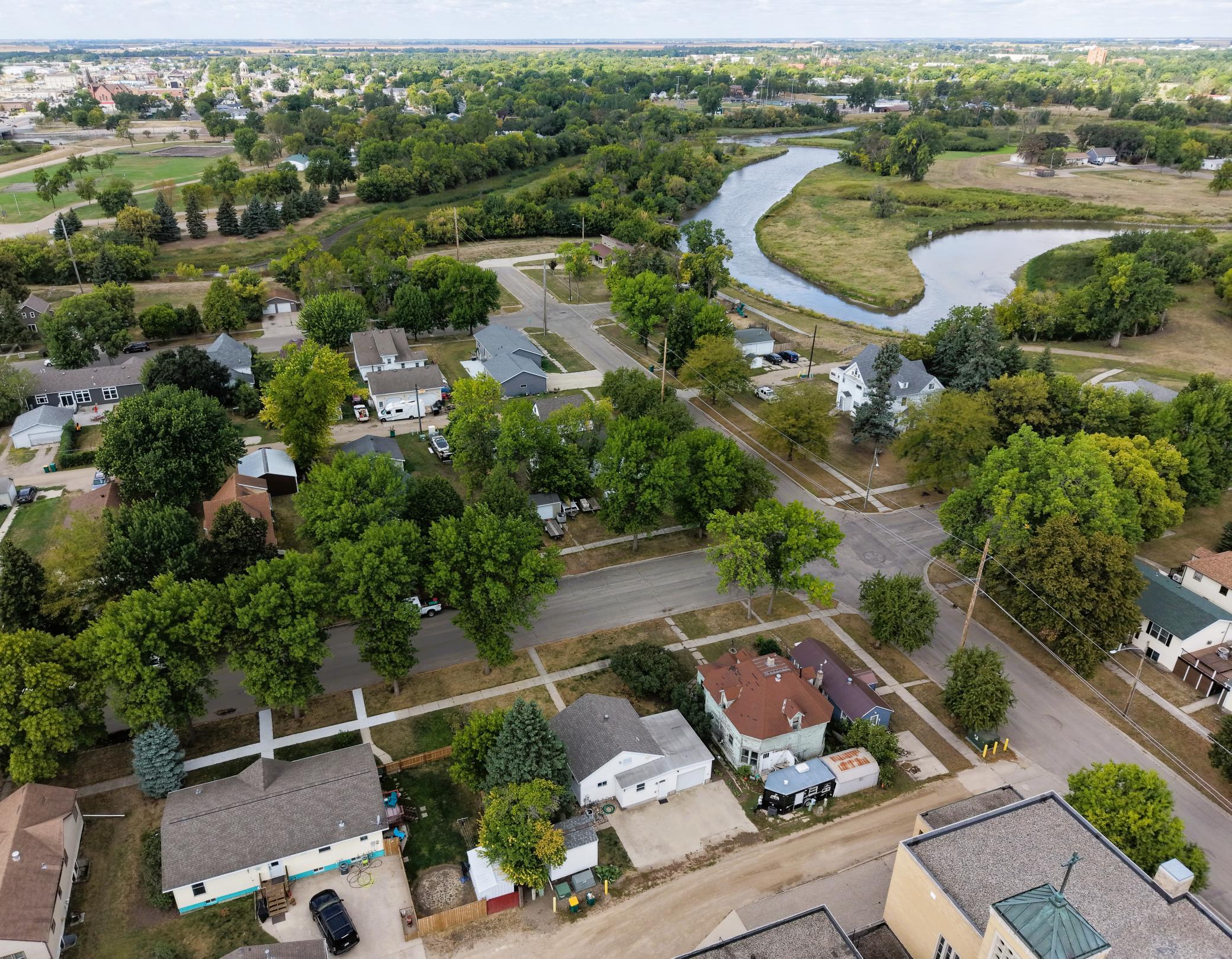 main property photo 22