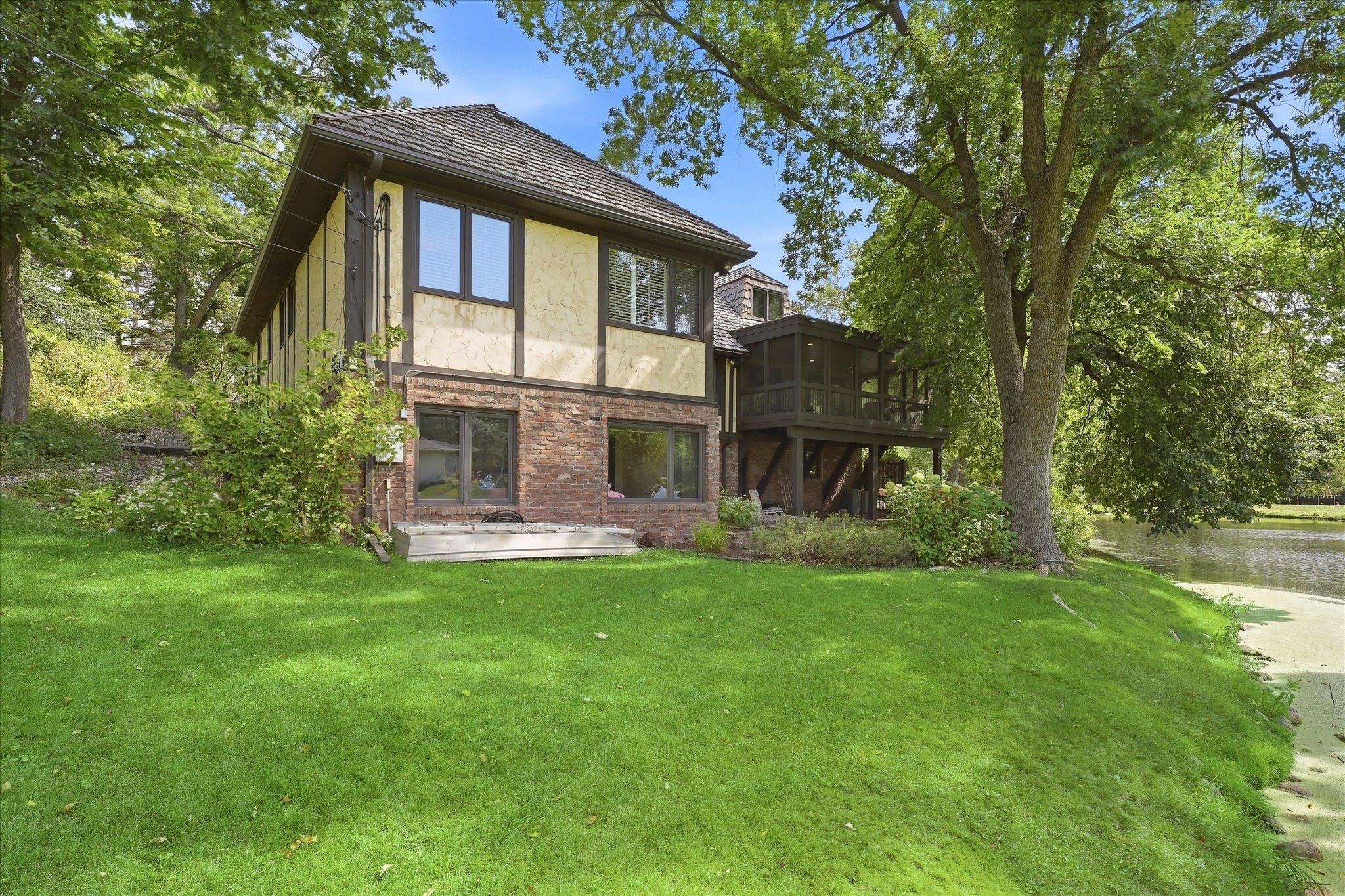 main property photo 68