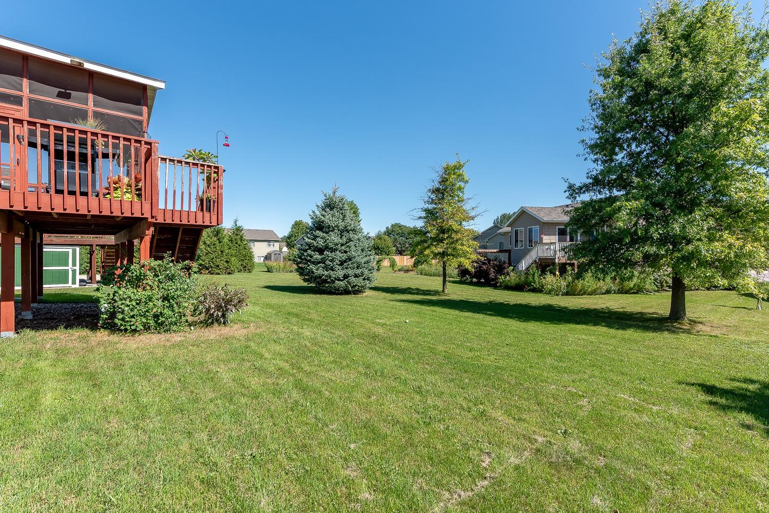 main property photo 25