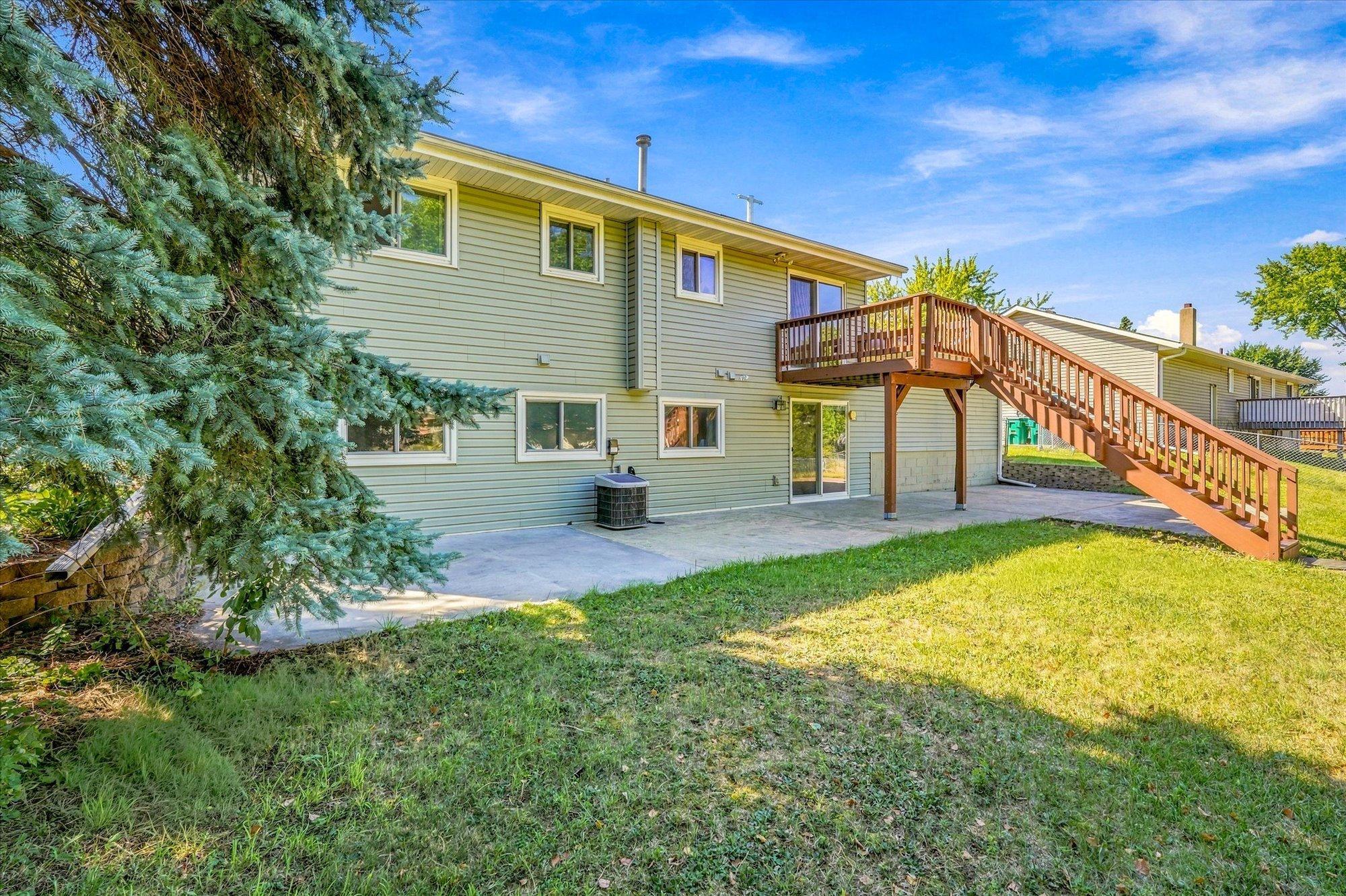 main property photo 41