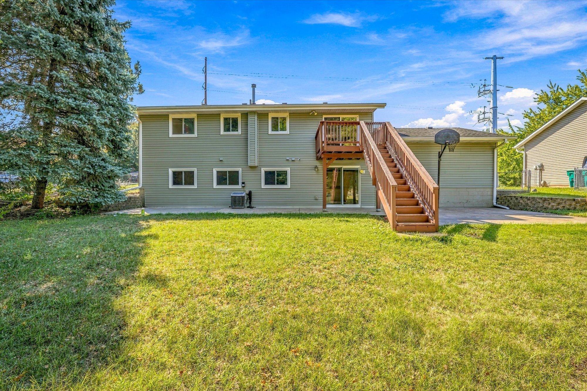 main property photo 42
