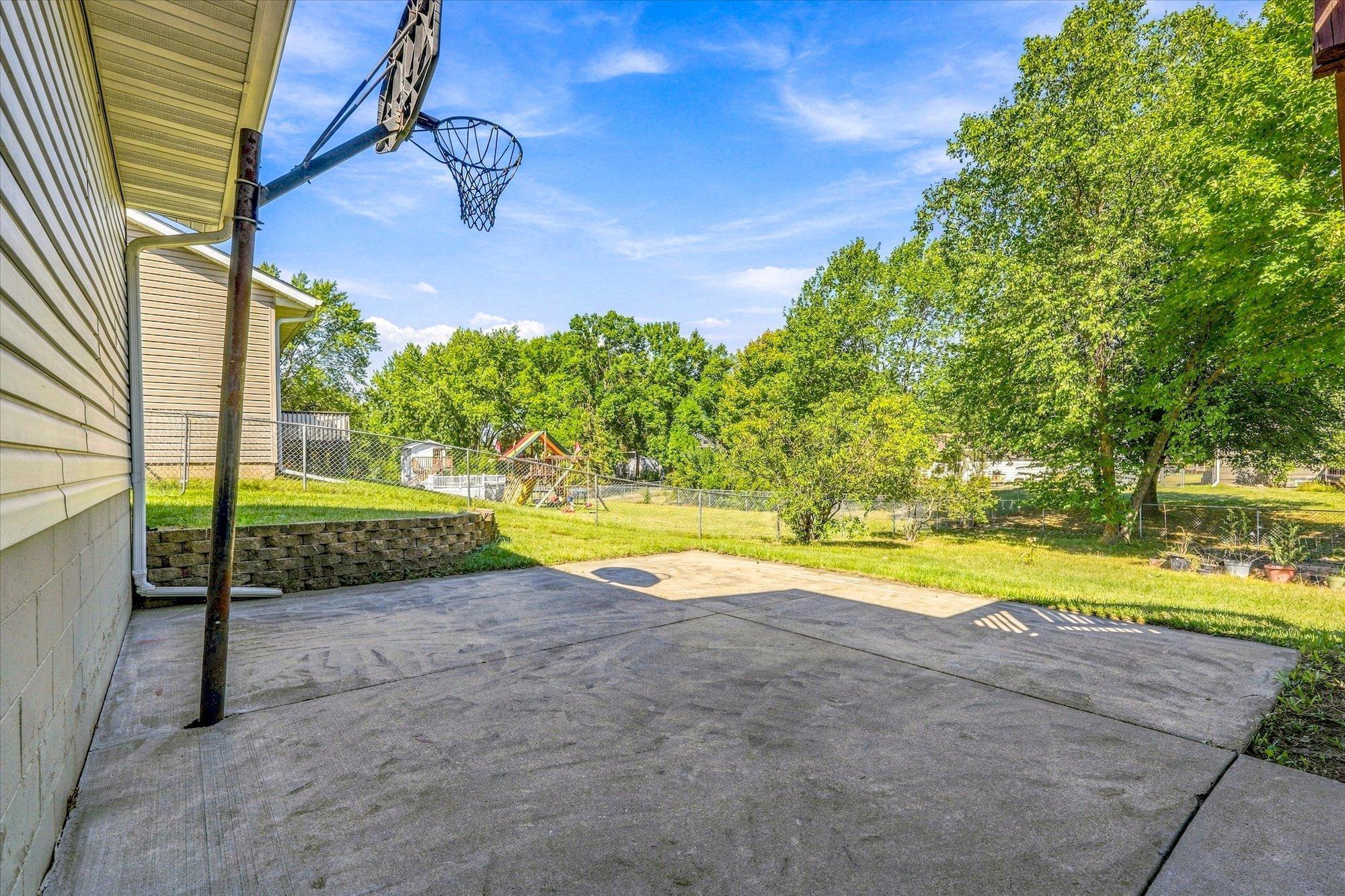 main property photo 43