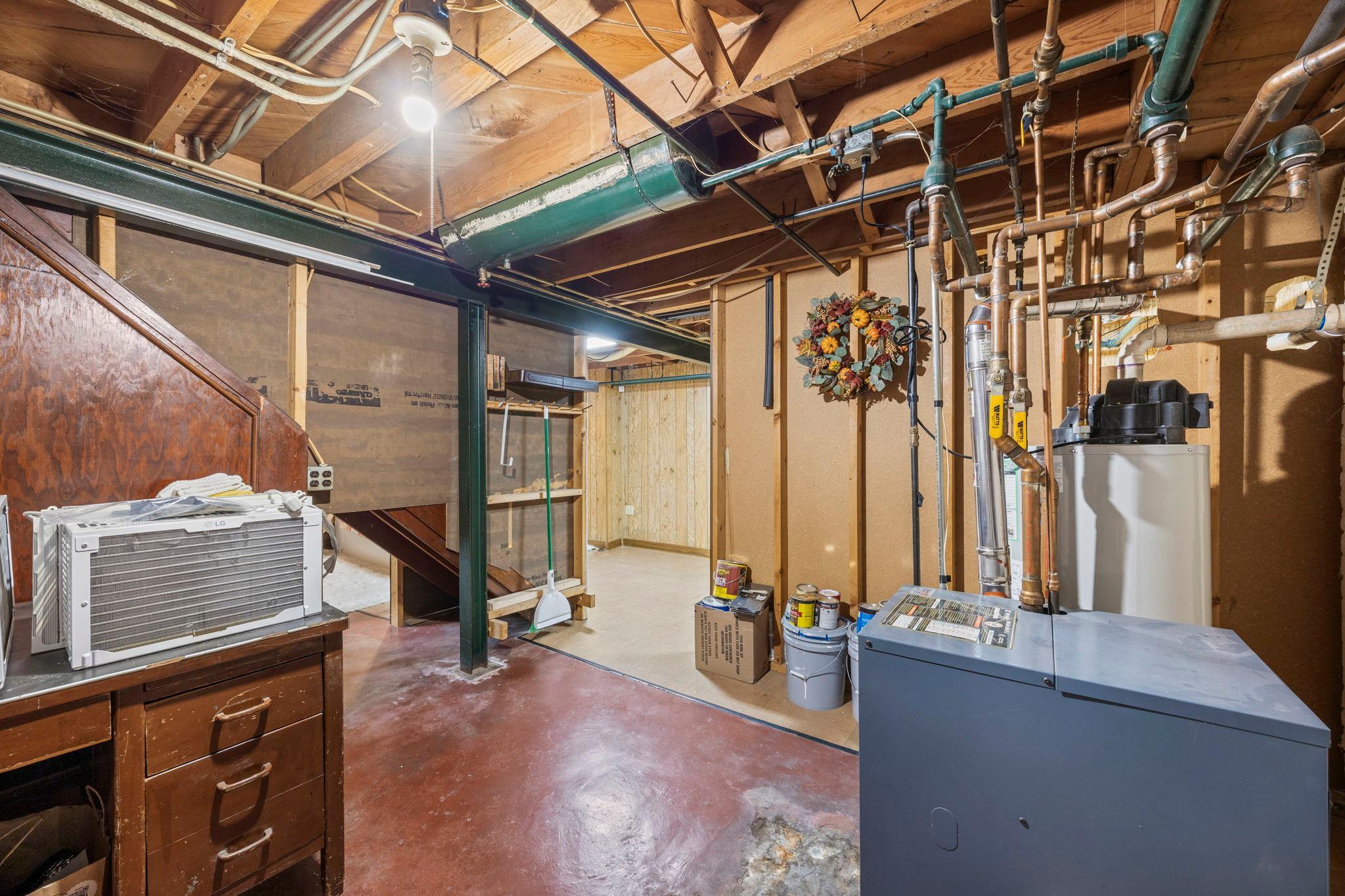 main property photo 37